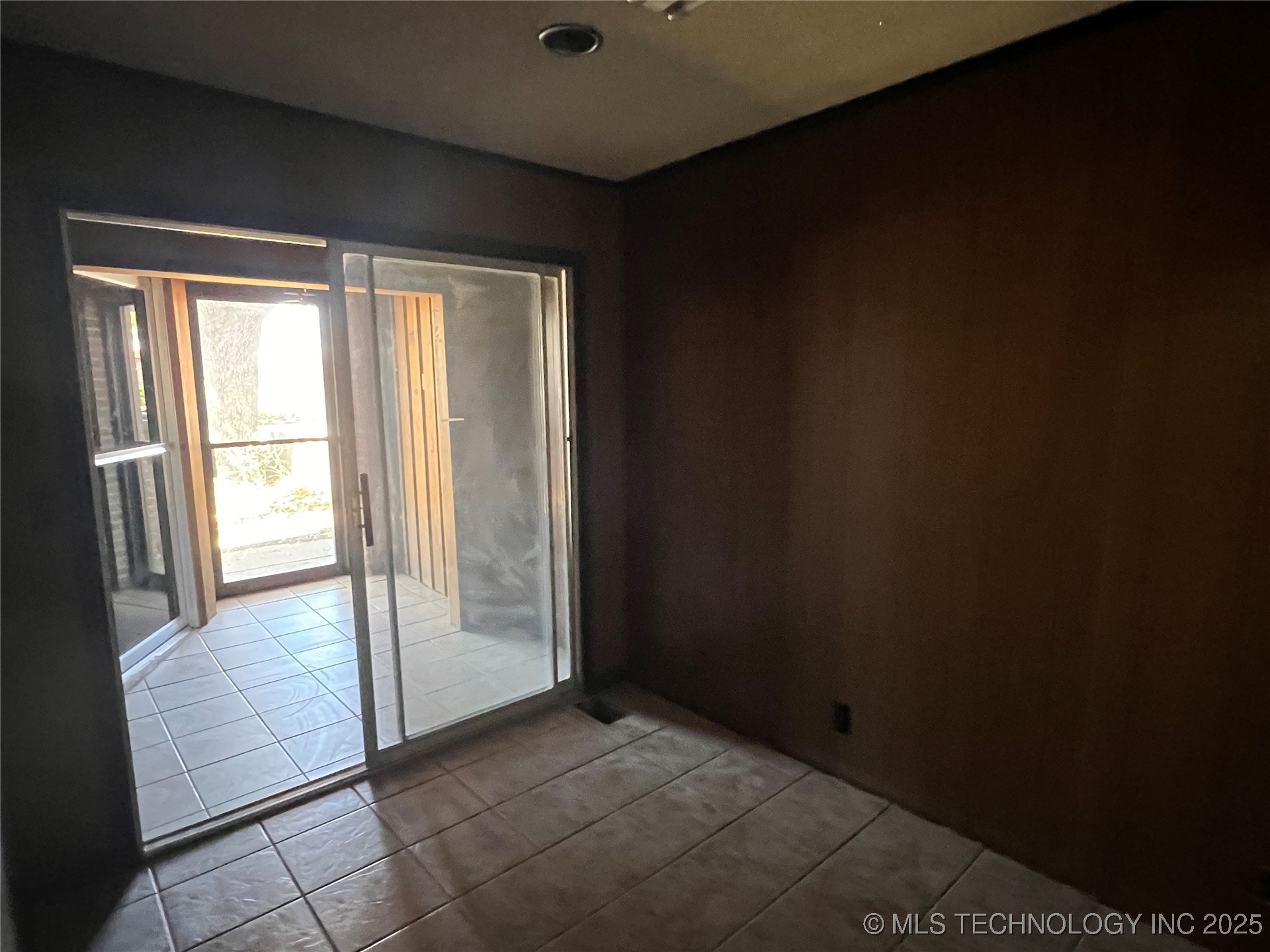 322 3rd Property Photo 16