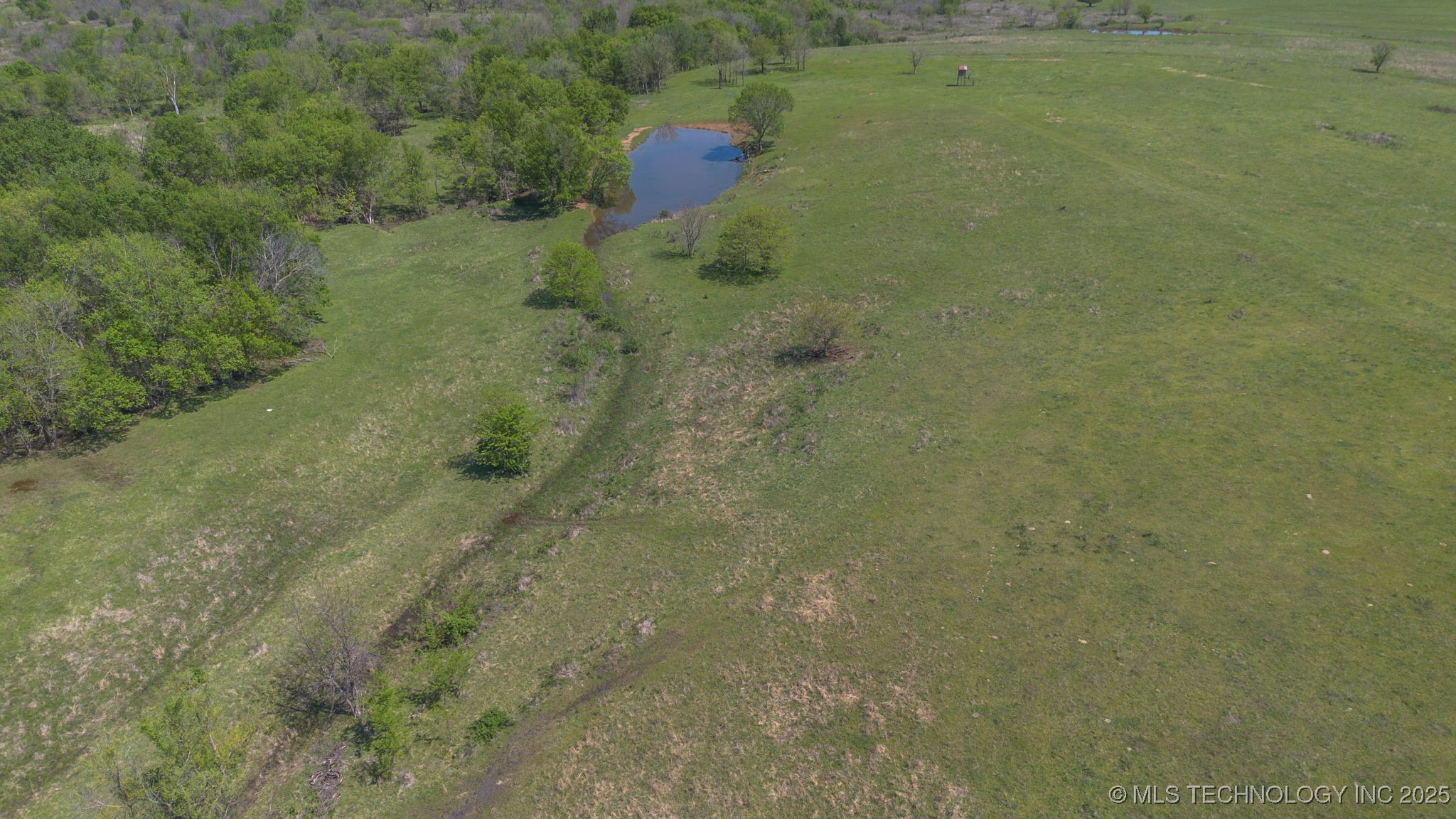 E 230 Road Property Photo 5