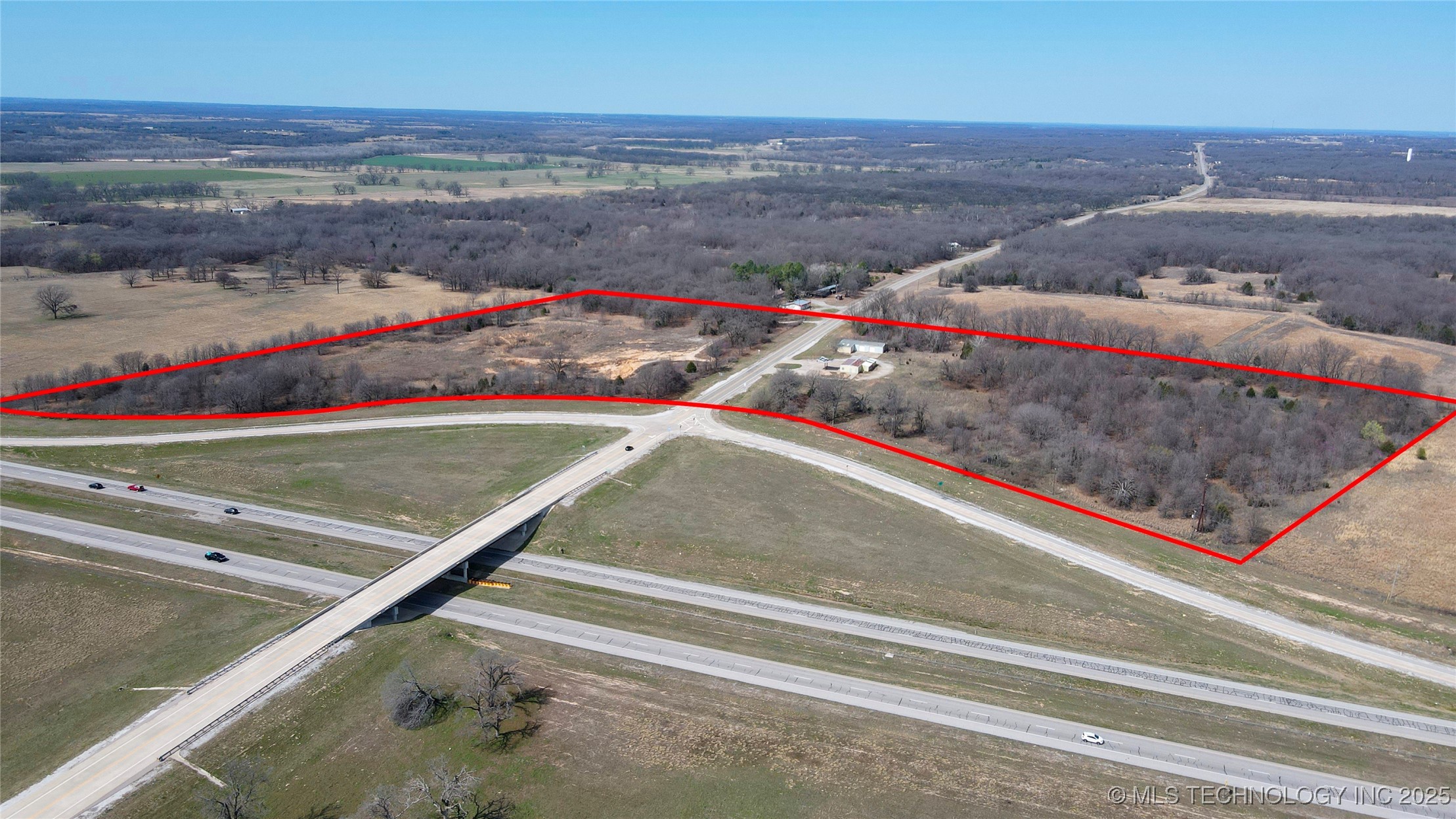 115156 Highway 48 Property Photo 2