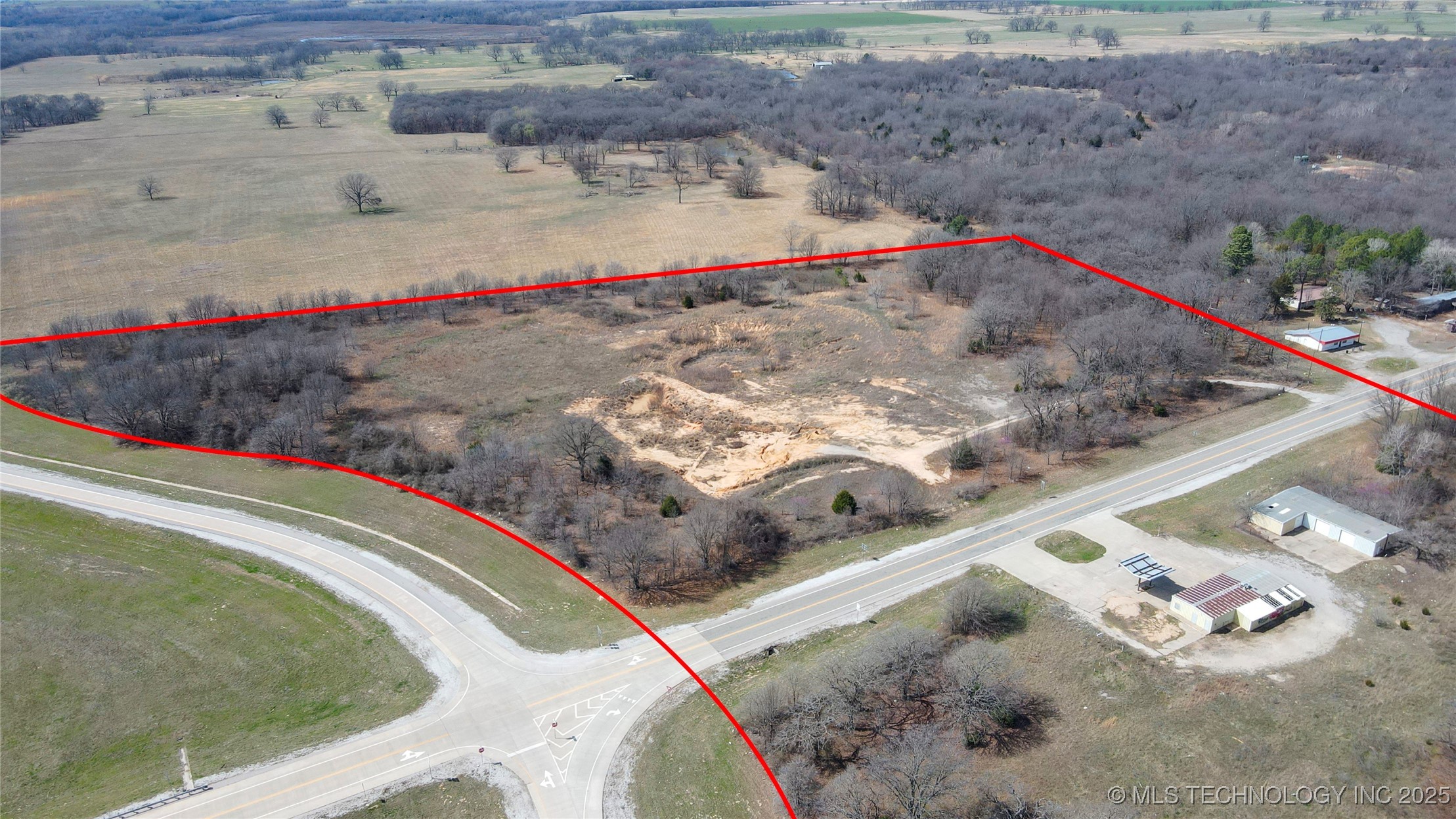 115156 Highway 48 Property Photo 11