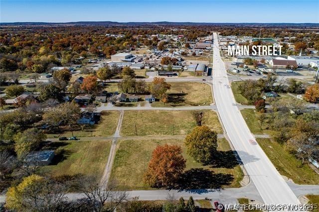 Hwy 20 Property Photo 6