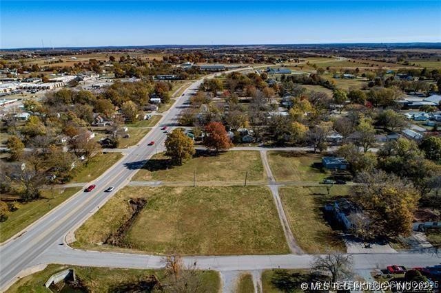 Hwy 20 Property Photo 8