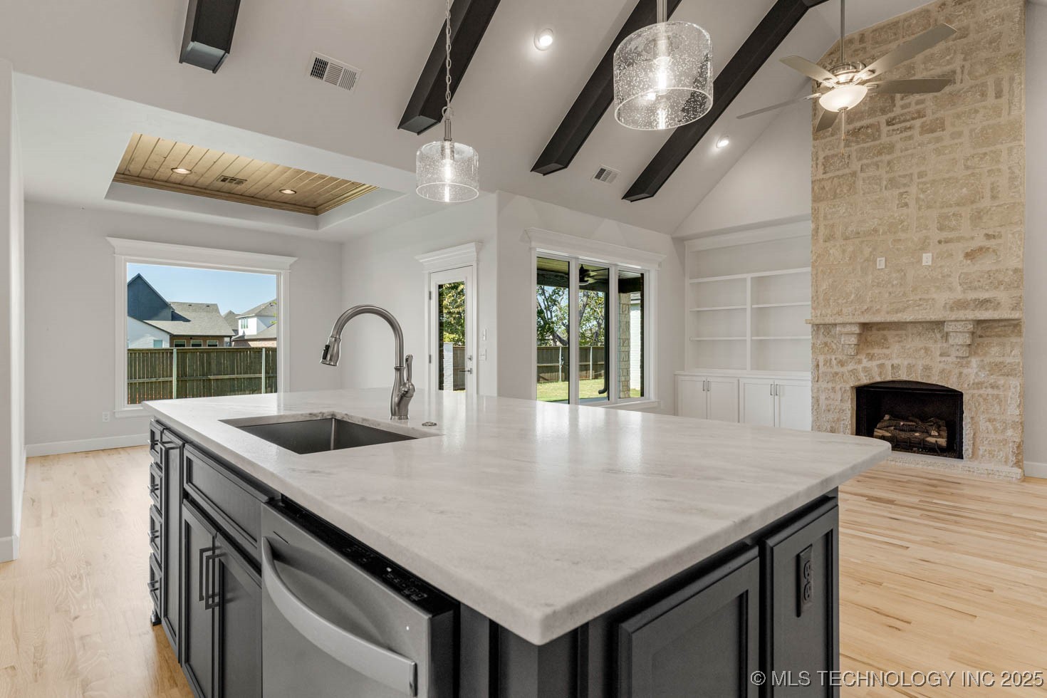 12662 S Irvington Avenue Property Photo 20