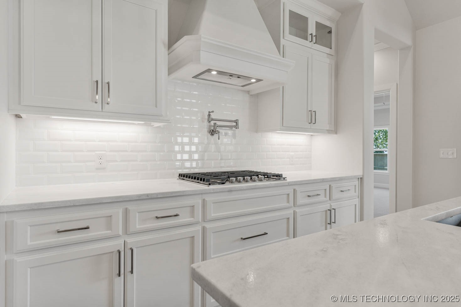 12662 S Irvington Avenue Property Photo 22