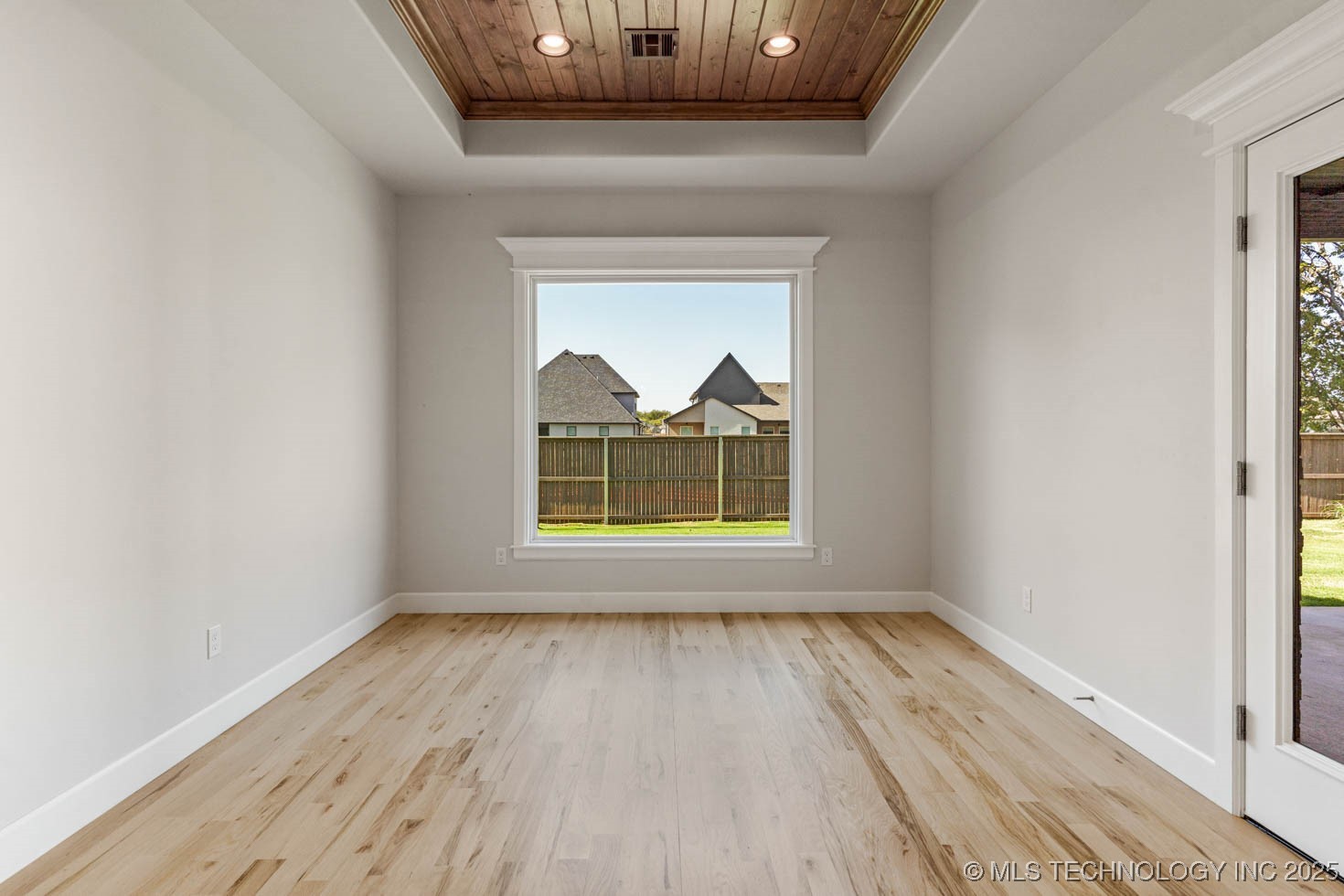 12662 S Irvington Avenue Property Photo 24