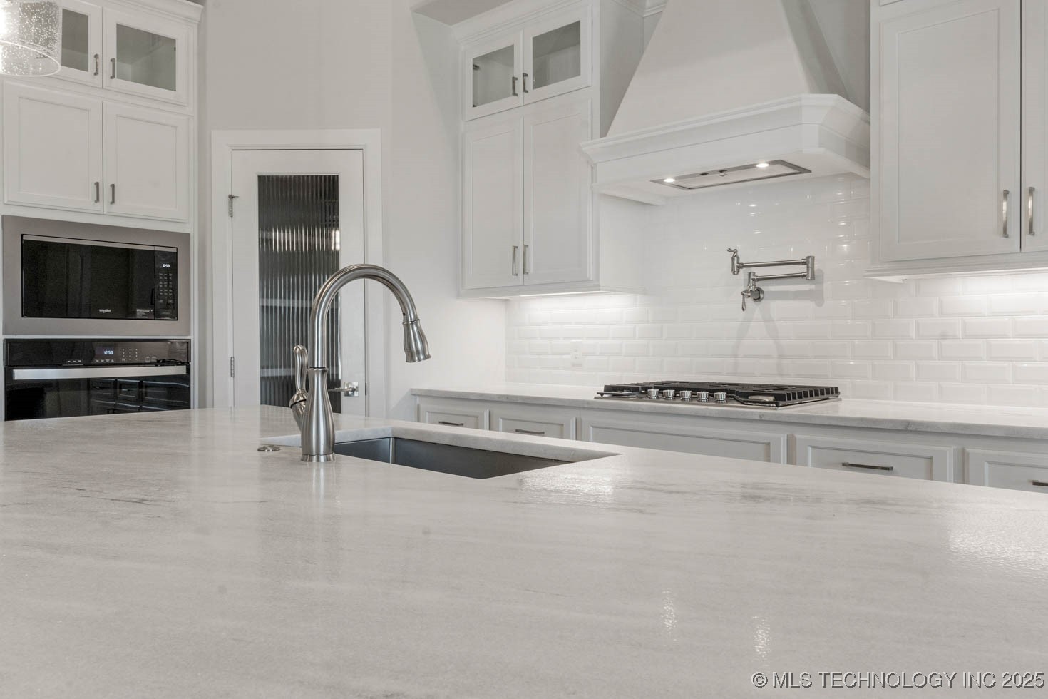 12662 S Irvington Avenue Property Photo 26