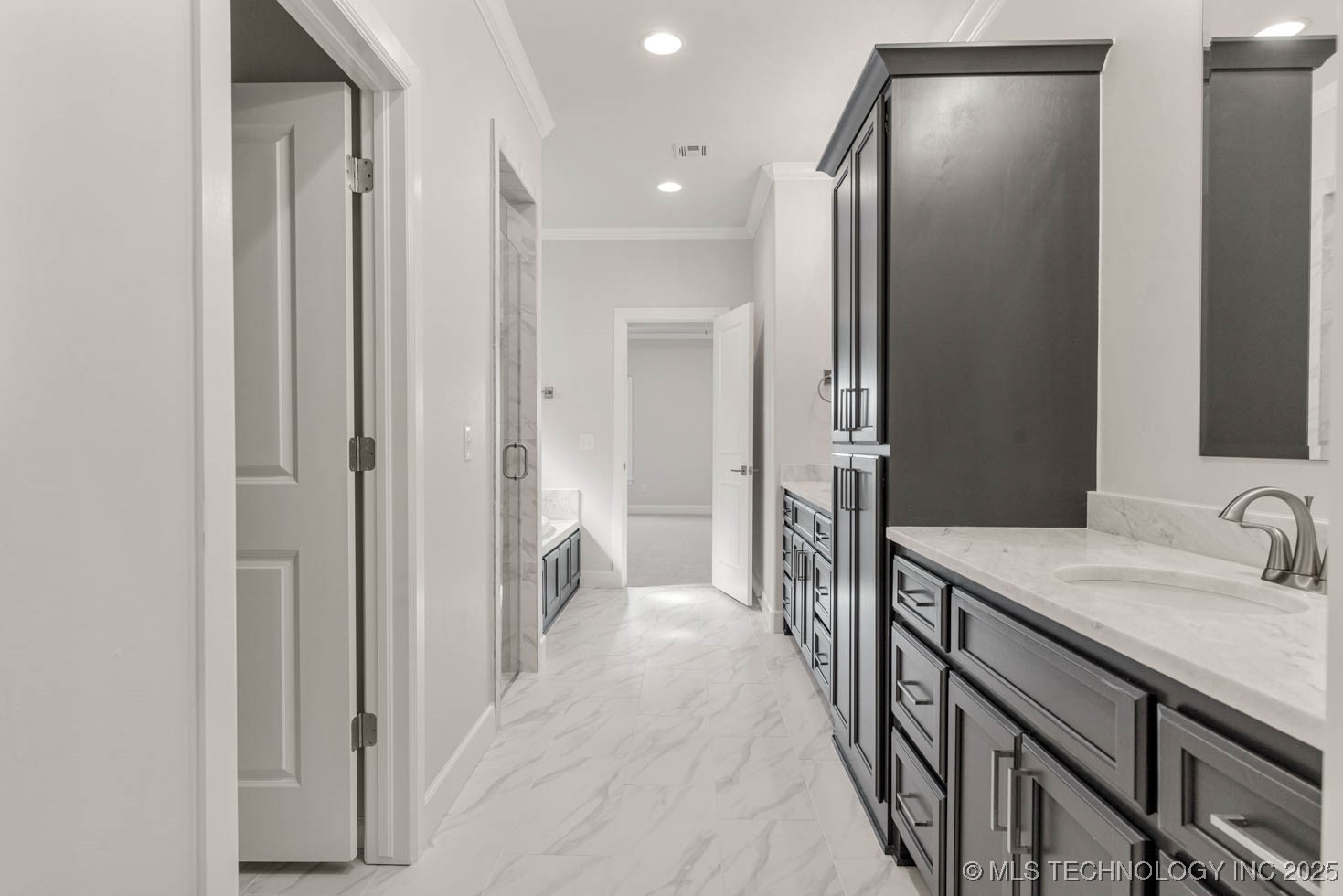 12662 S Irvington Avenue Property Photo 31