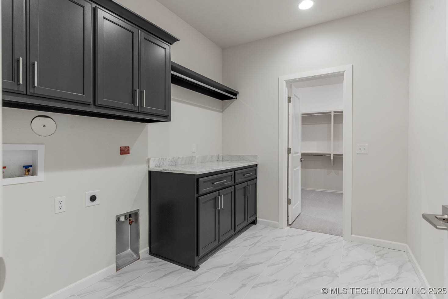 12662 S Irvington Avenue Property Photo 38