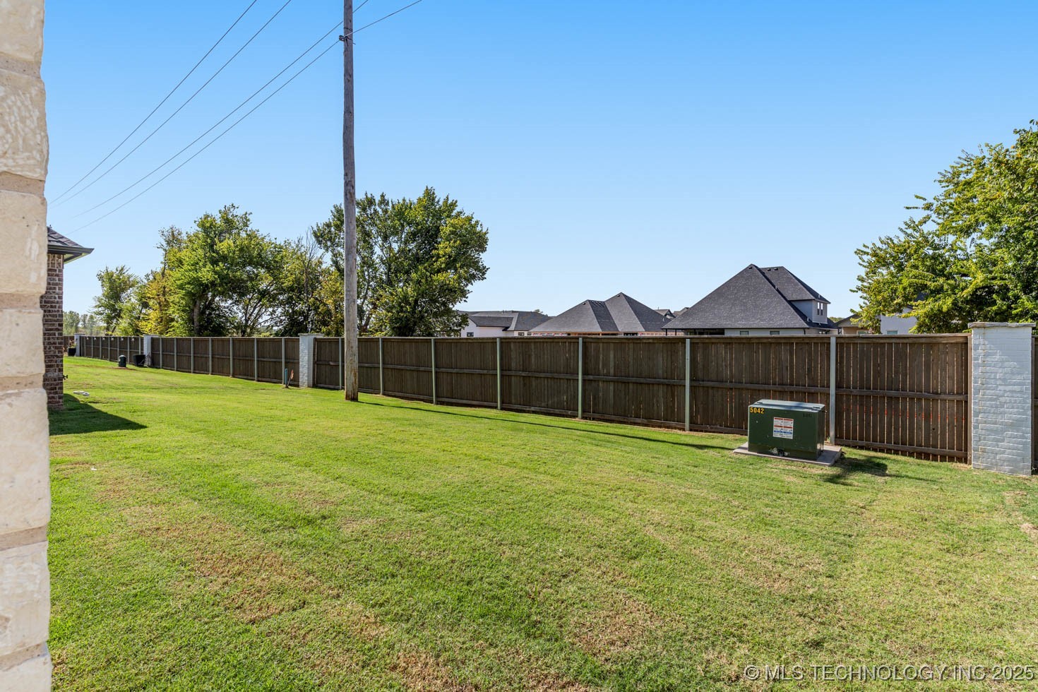 12662 S Irvington Avenue Property Photo 42