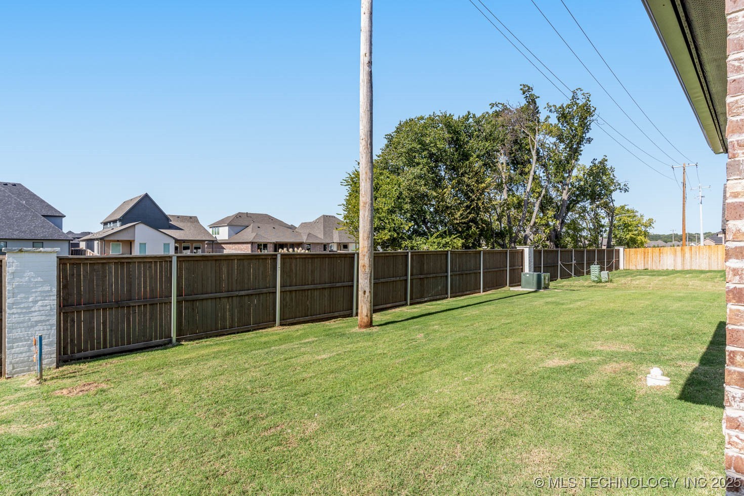 12662 S Irvington Avenue Property Photo 44