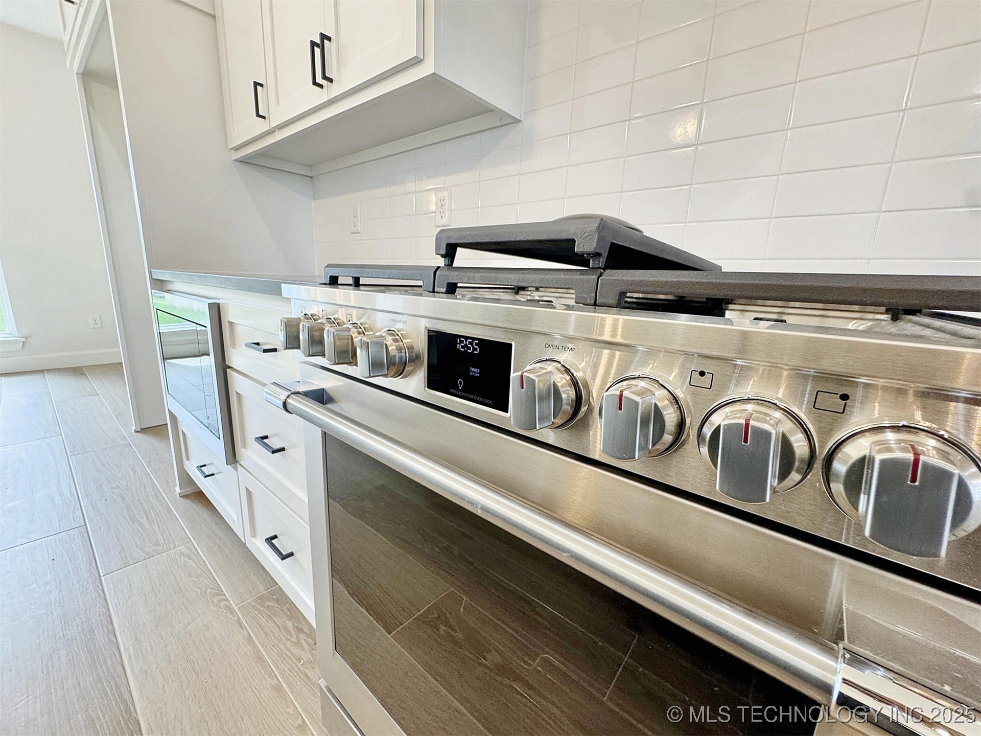 574 Woodlands Drive Property Photo 19