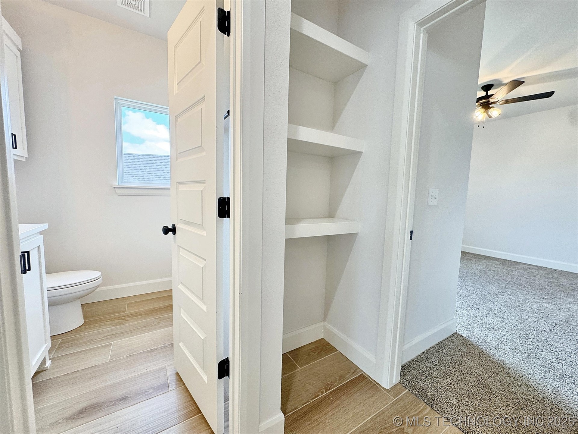 574 Woodlands Drive Property Photo 22