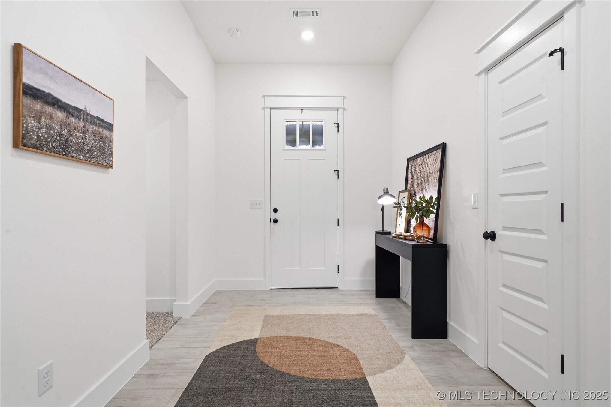 2048 E 129th Place S Property Photo 4