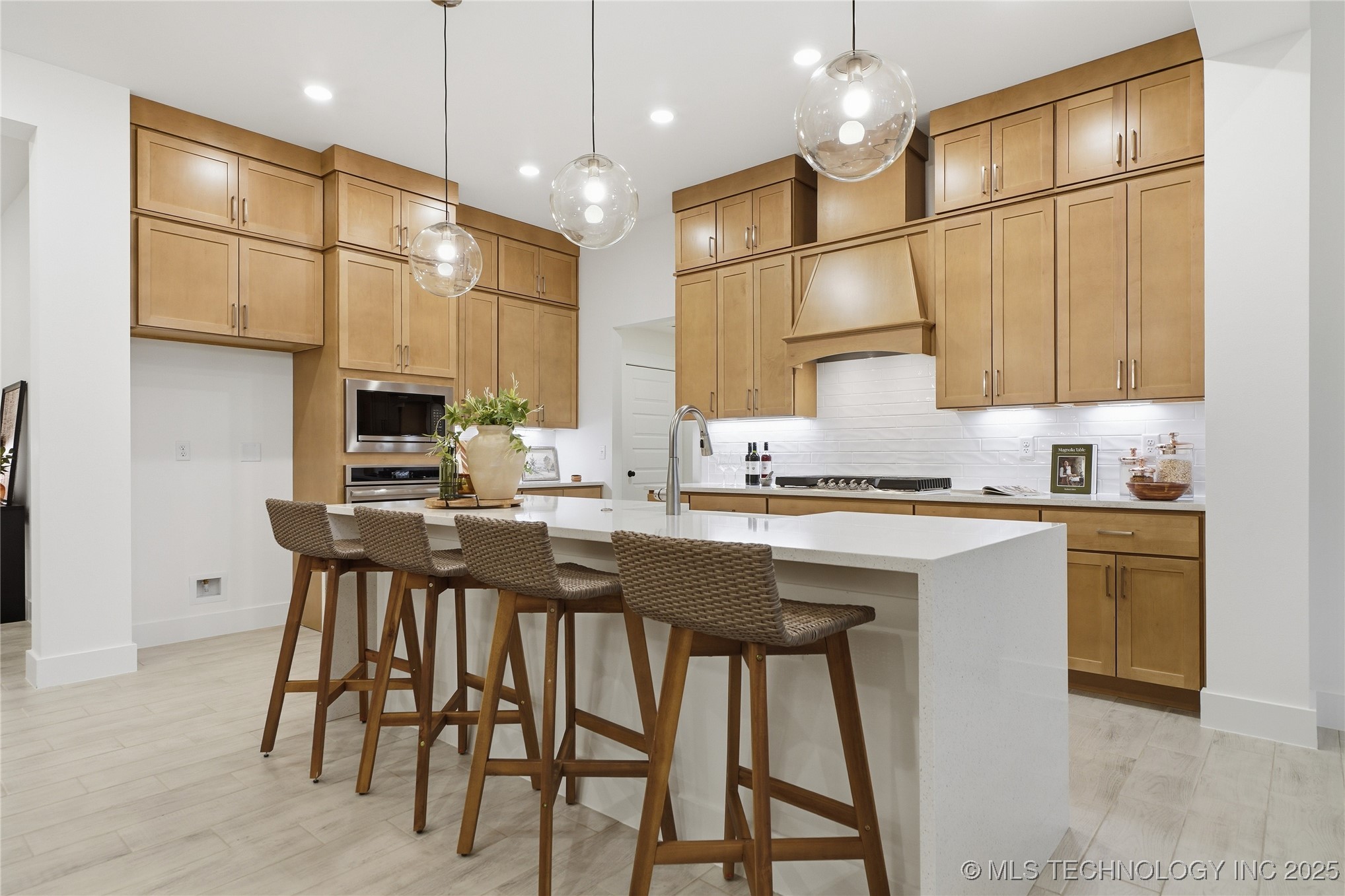 2048 E 129th Place S Property Photo 14