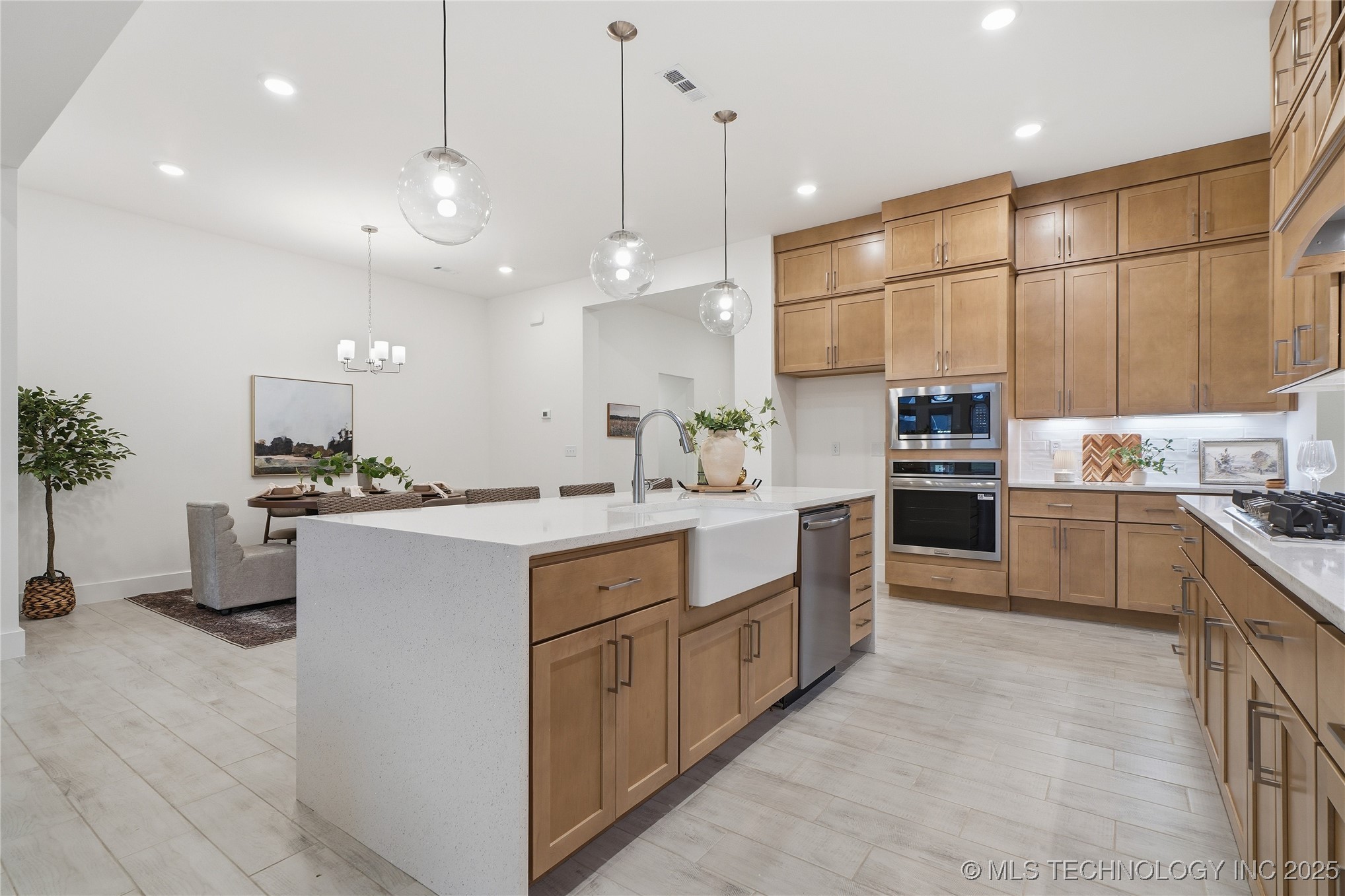 2048 E 129th Place S Property Photo 17