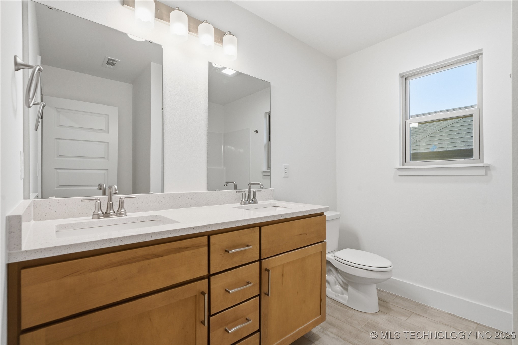 2048 E 129th Place S Property Photo 39