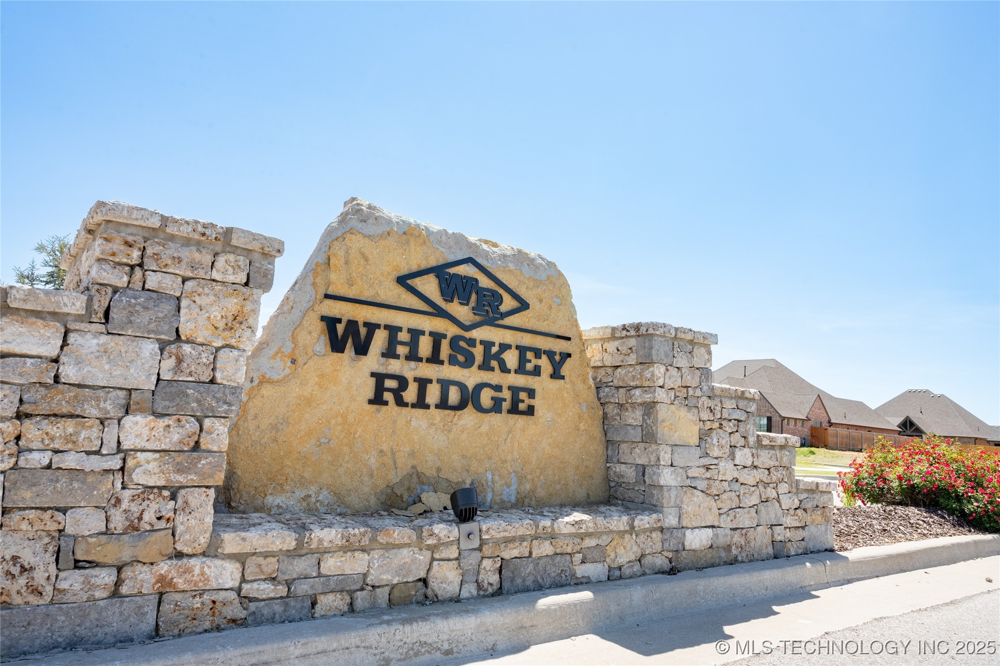 2810 E Liberty Place Property Photo 3