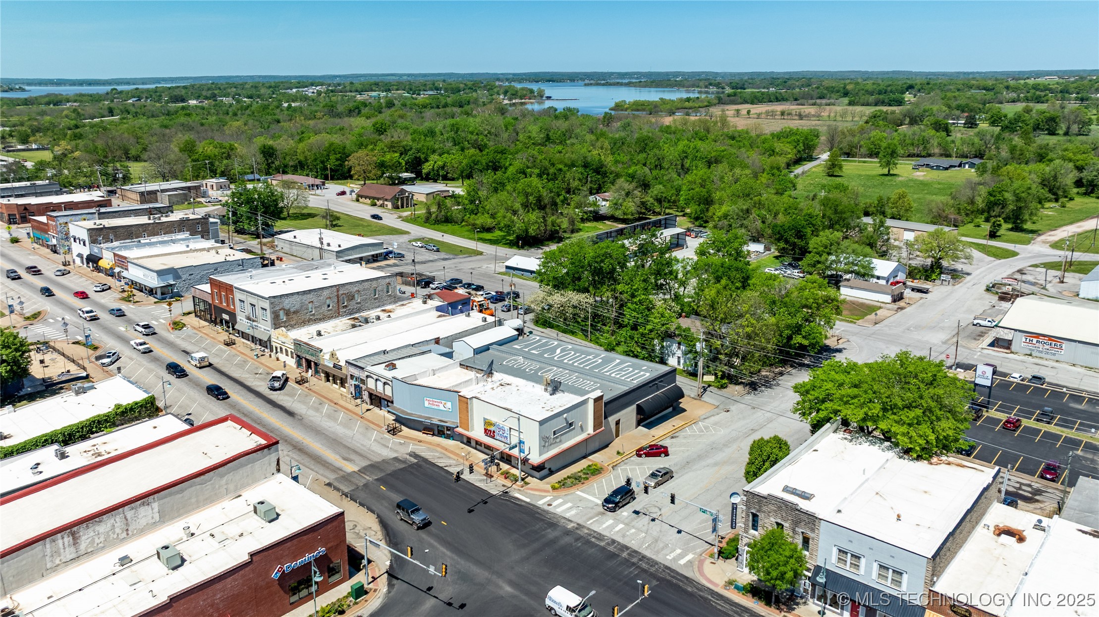 212 S Main Street Property Photo 12