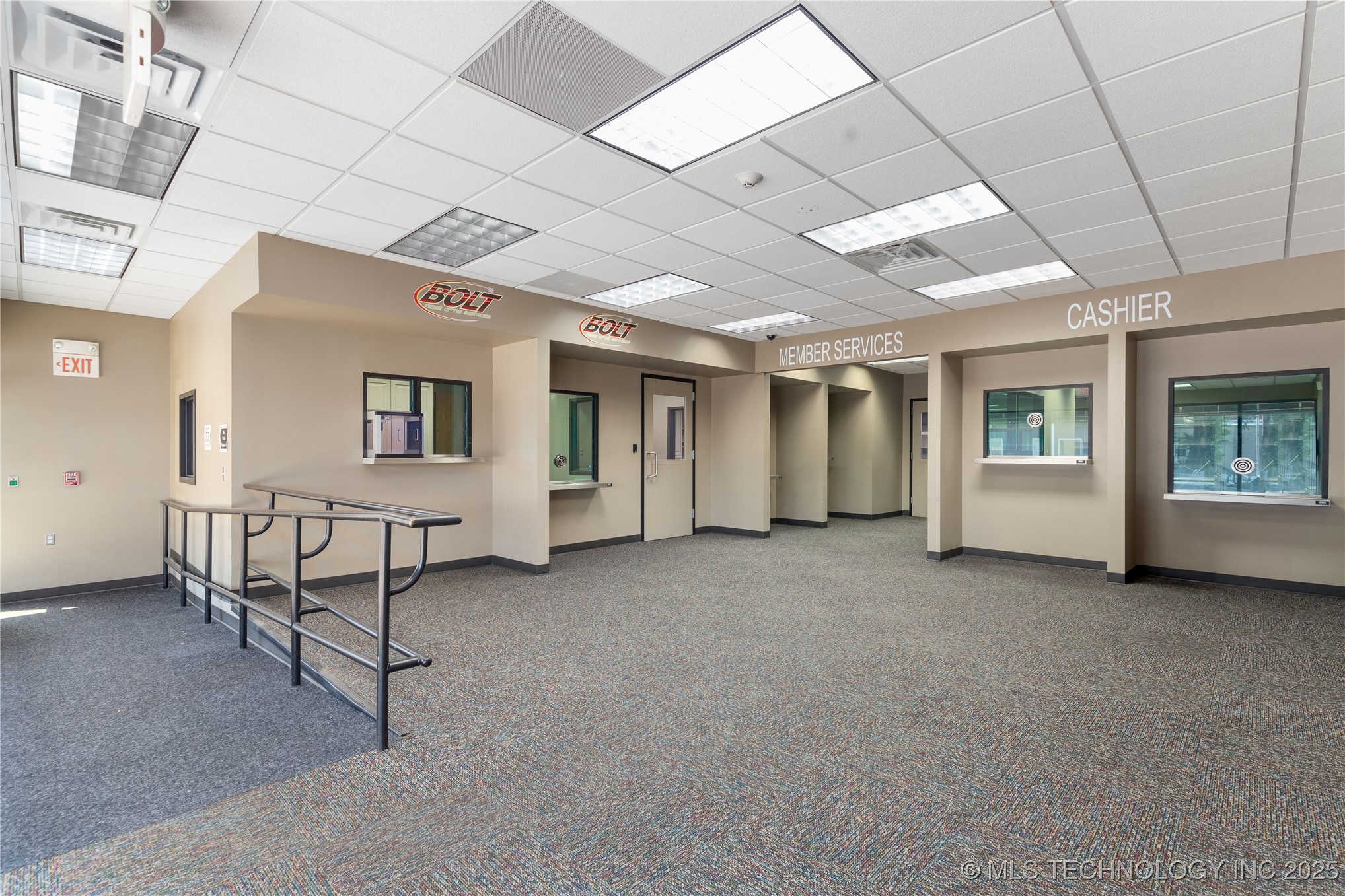 212 S Main Street Property Photo 18