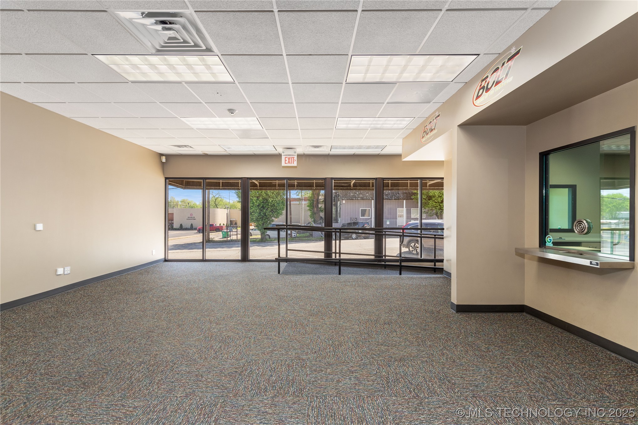 212 S Main Street Property Photo 20