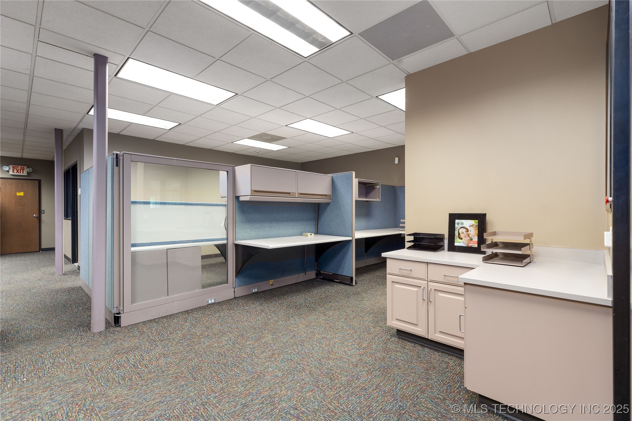 212 S Main Street Property Photo 23