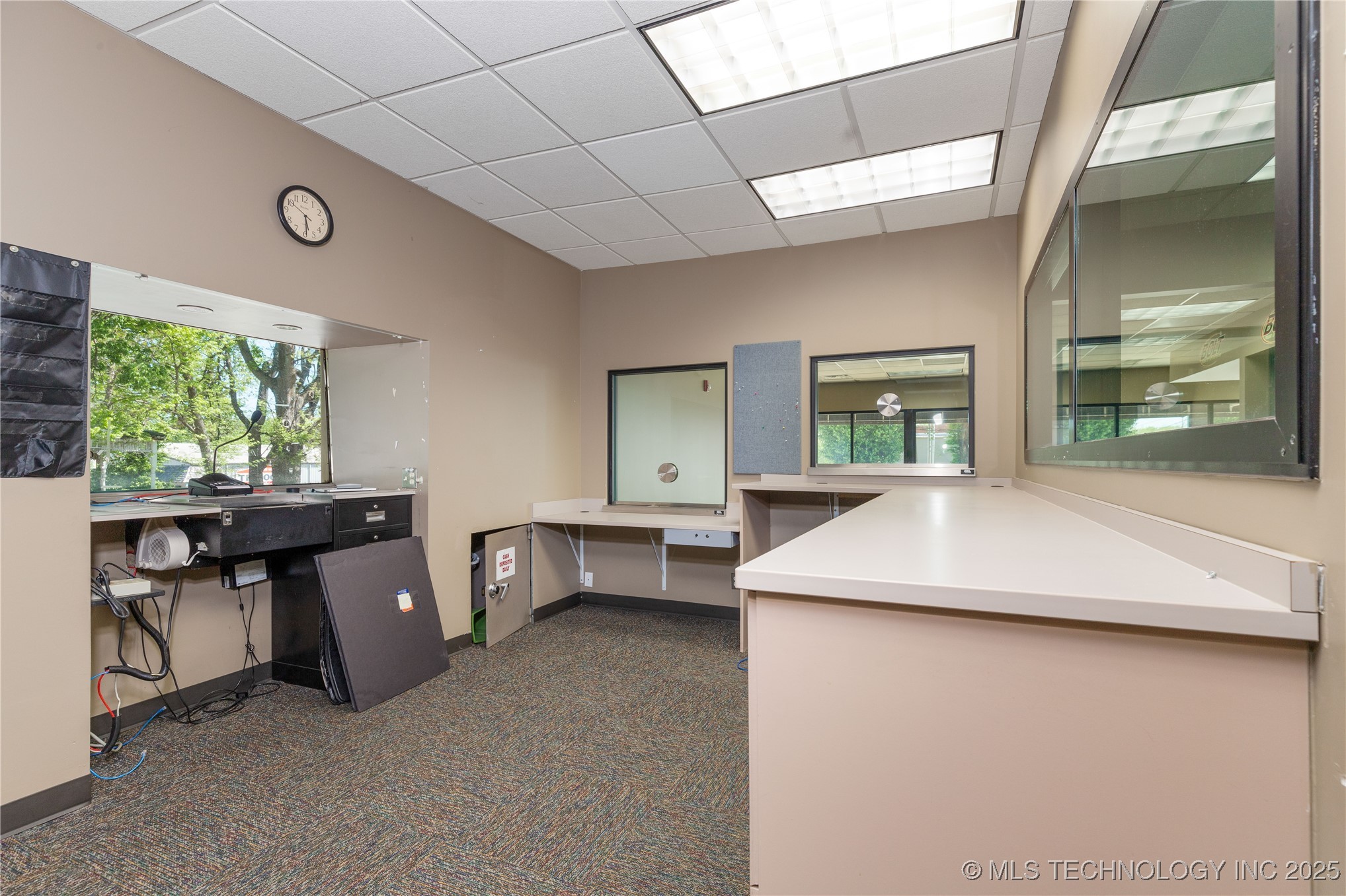 212 S Main Street Property Photo 25