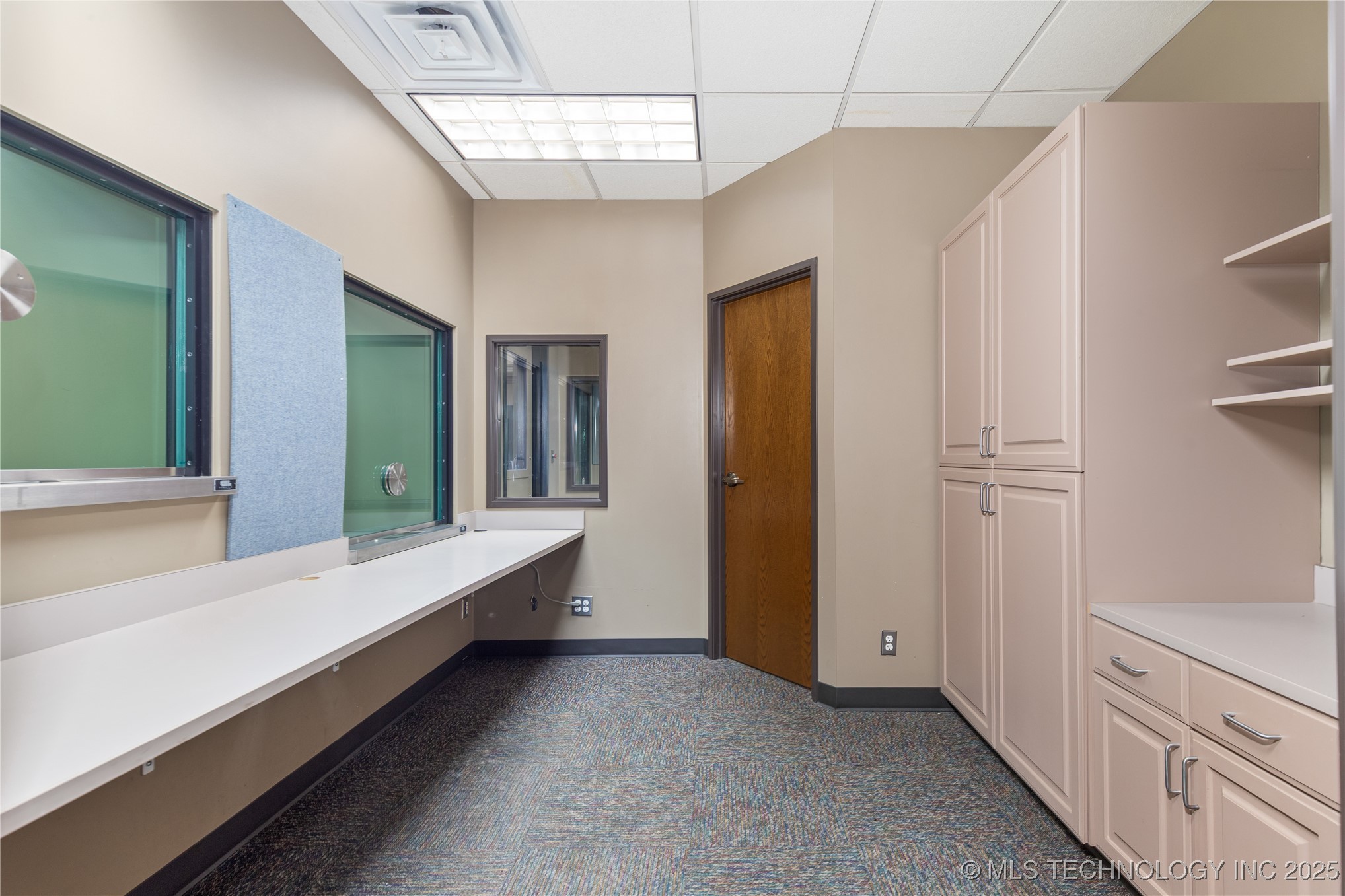 212 S Main Street Property Photo 38