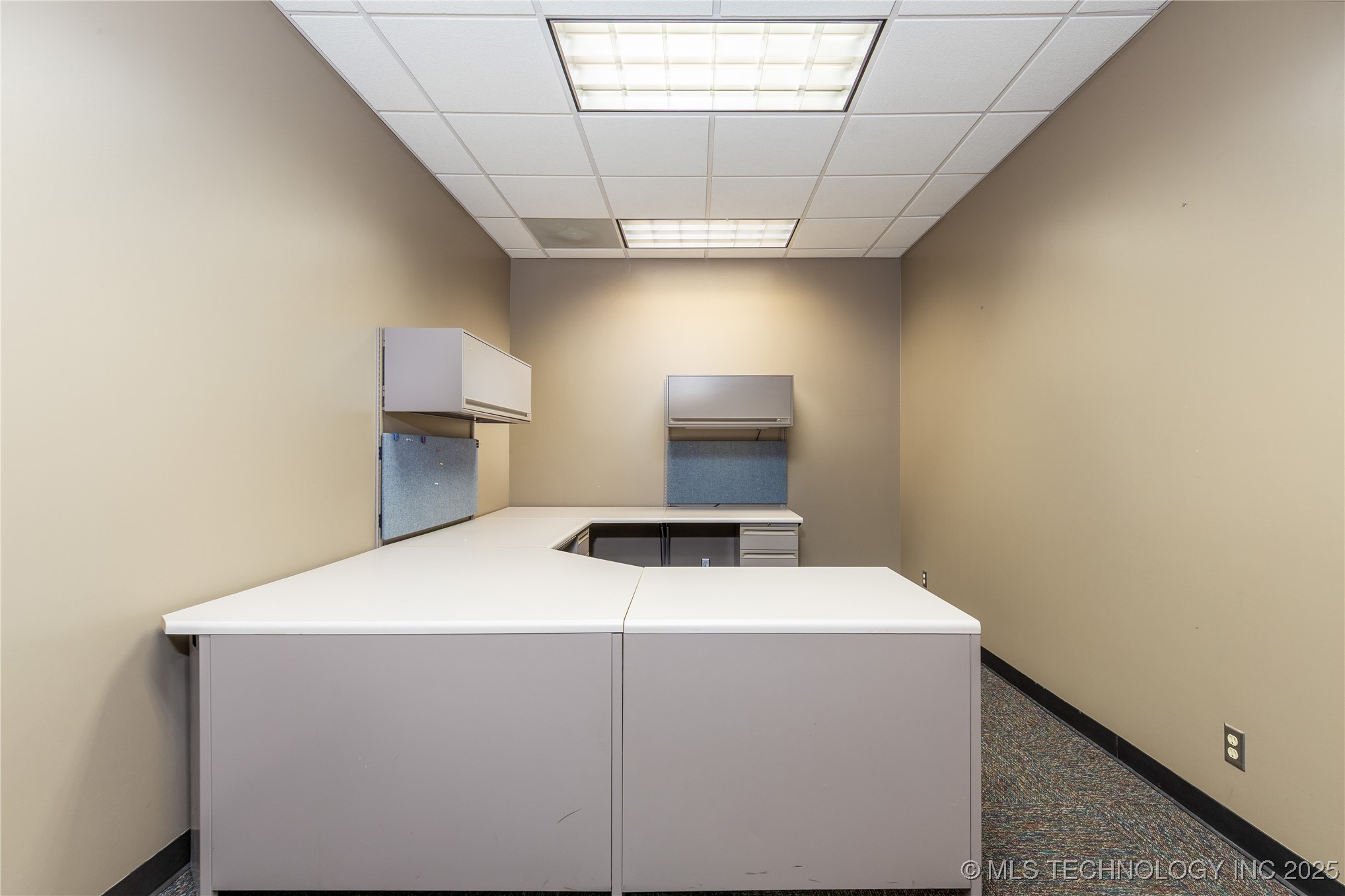 212 S Main Street Property Photo 44