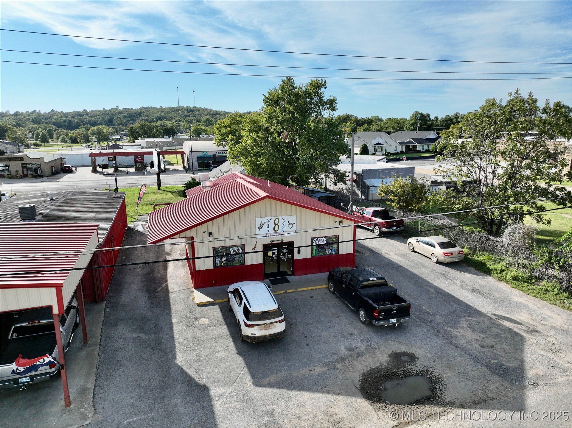 313 N Front Street Property Photo 1