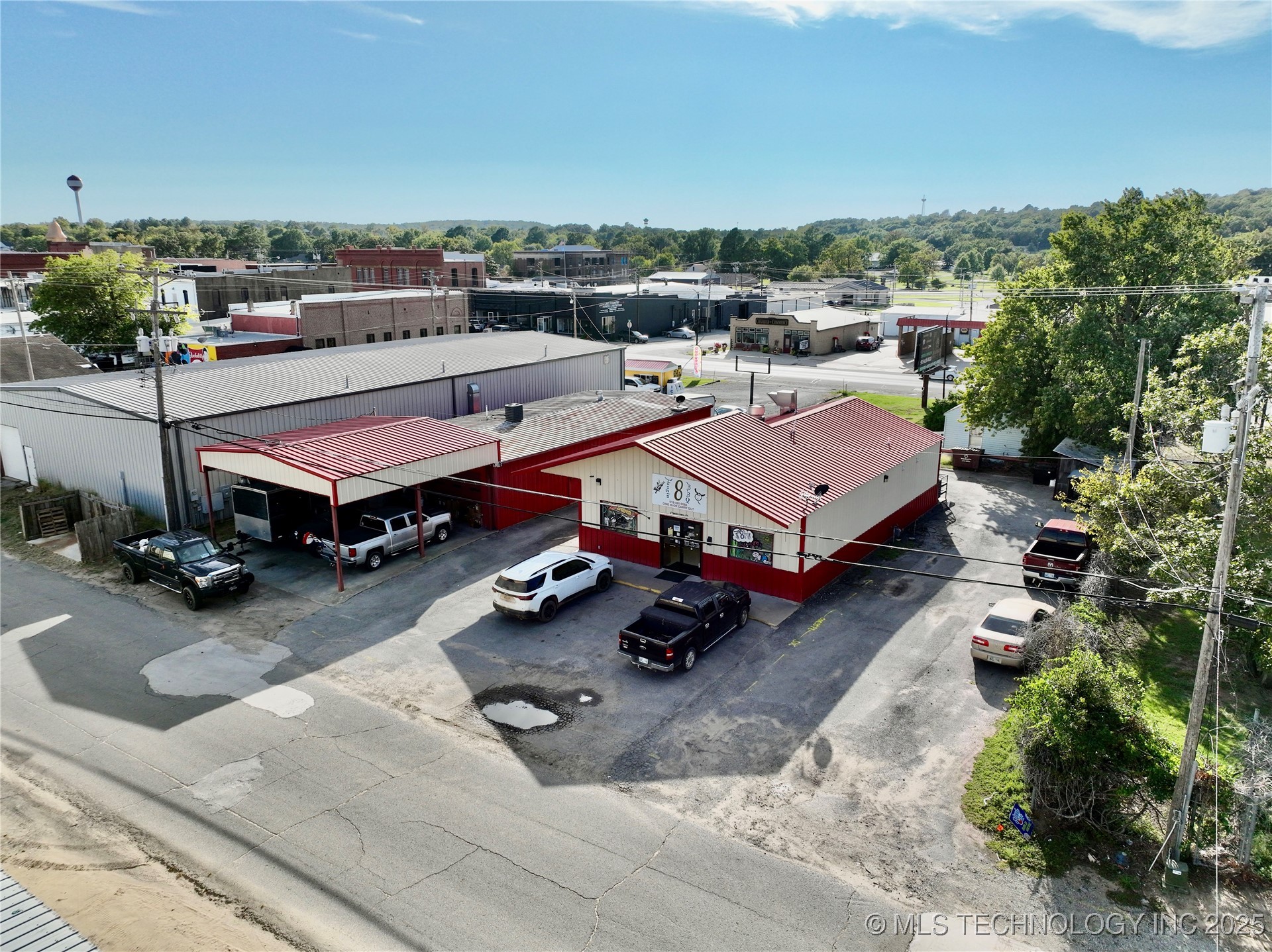 313 N Front Street Property Photo 2