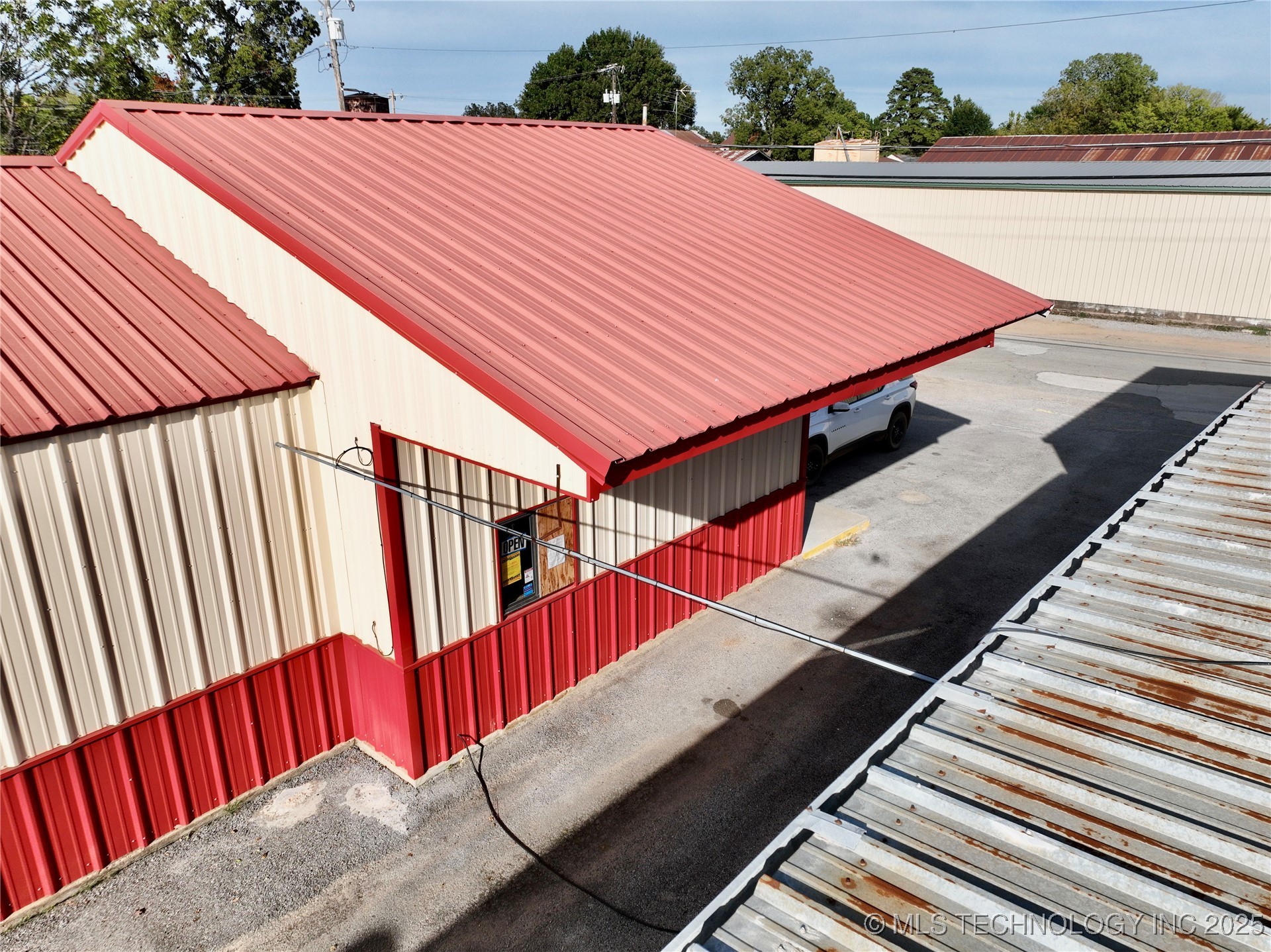 313 N Front Street Property Photo 17