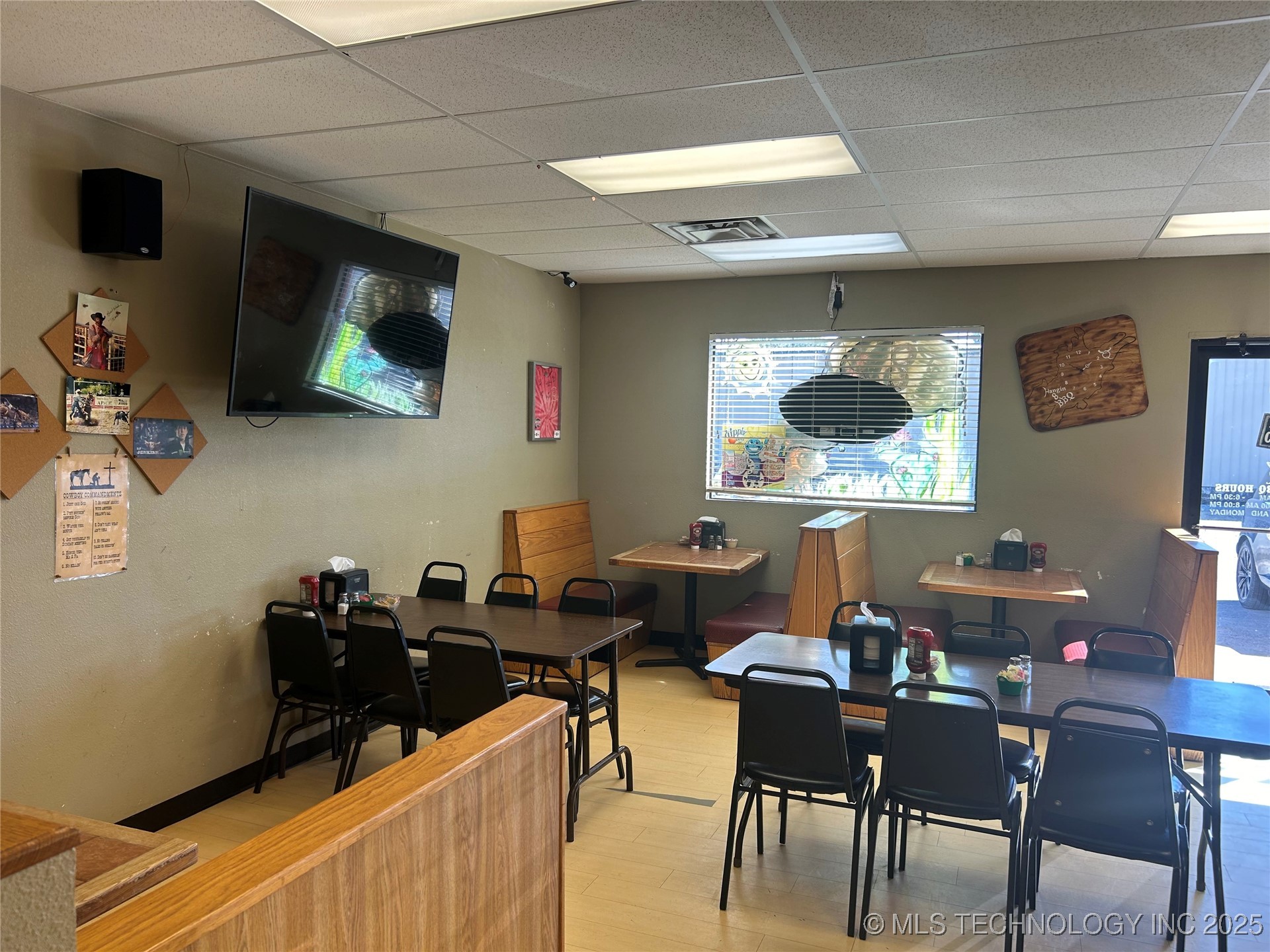 313 N Front Street Property Photo 28