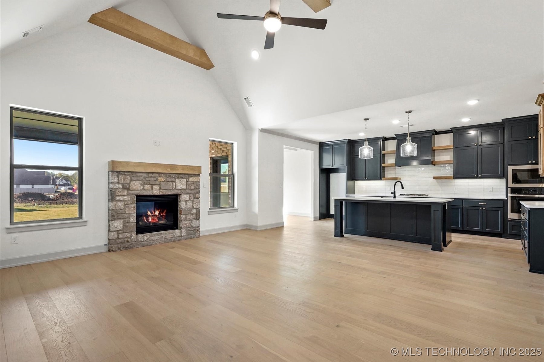 7109 E Queens Street Property Photo 6