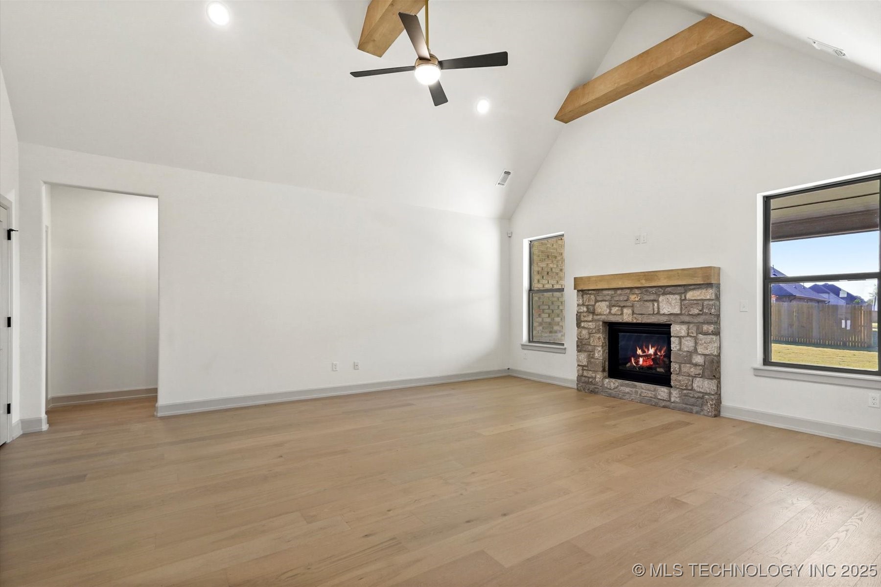 7109 E Queens Street Property Photo 8