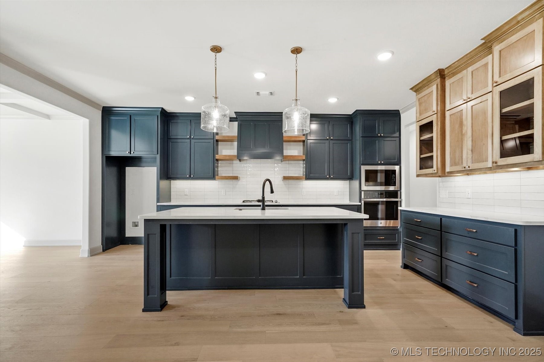 7109 E Queens Street Property Photo 9