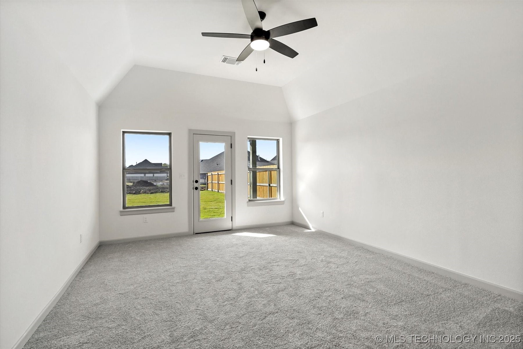 7109 E Queens Street Property Photo 17