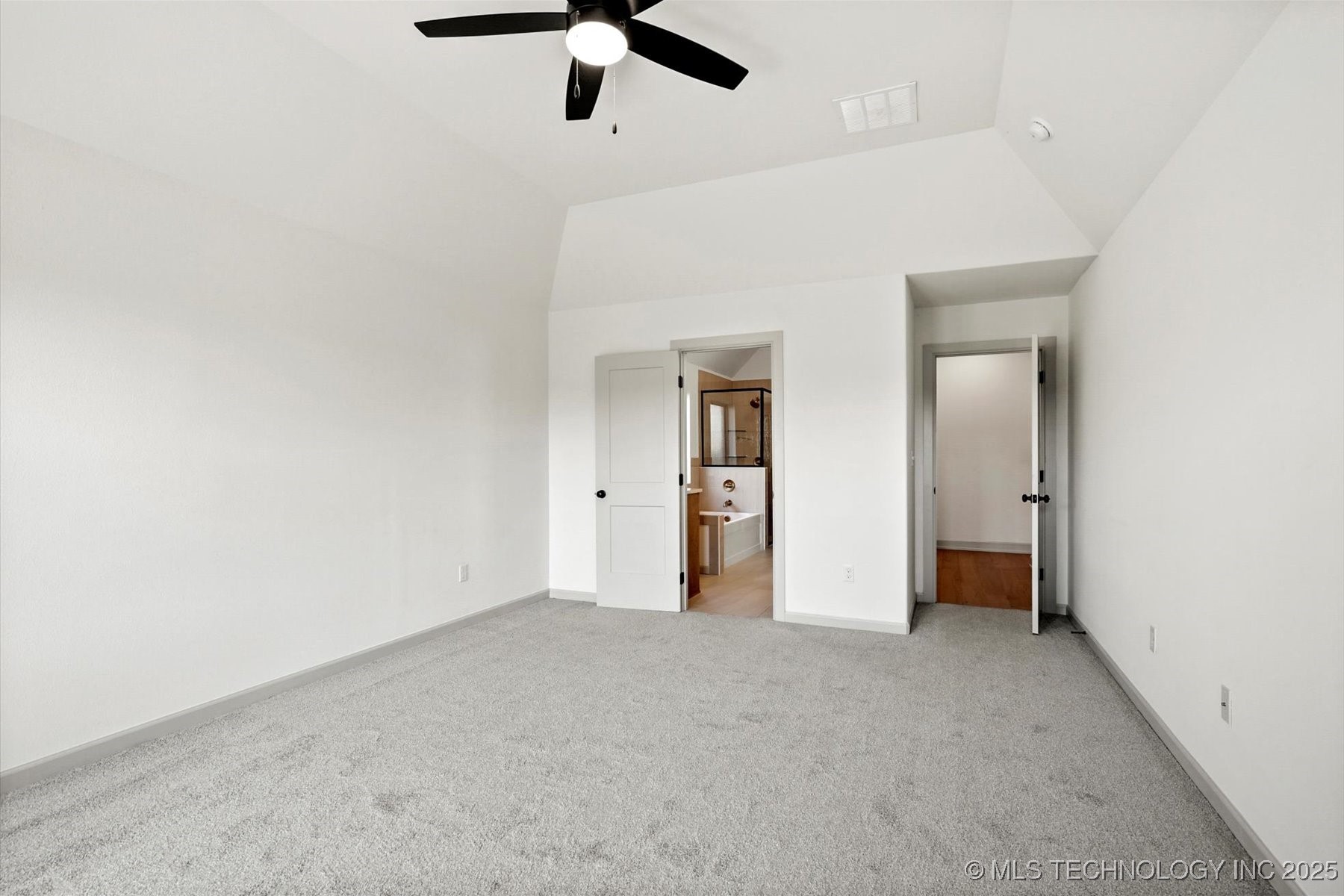 7109 E Queens Street Property Photo 18