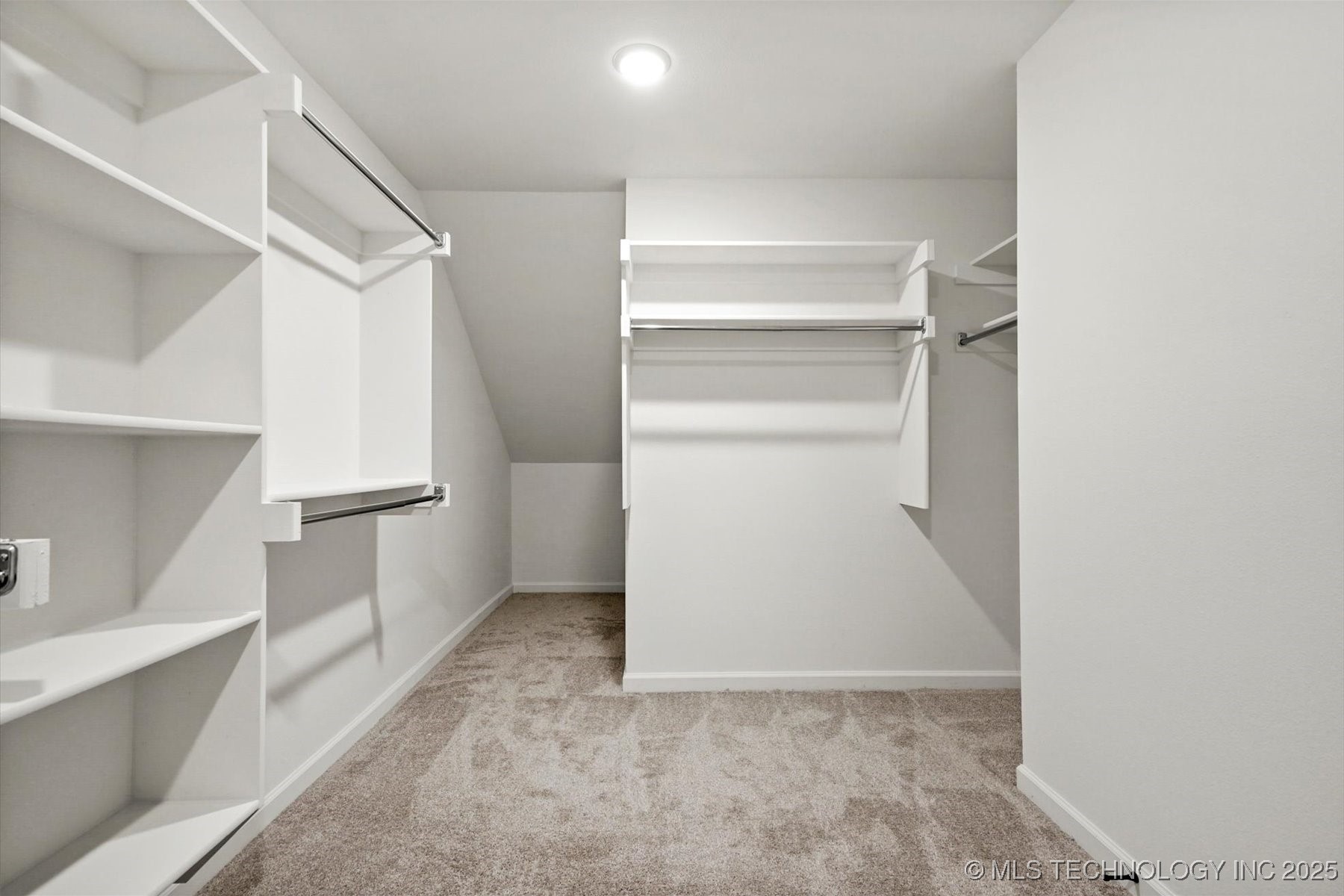 7109 E Queens Street Property Photo 23