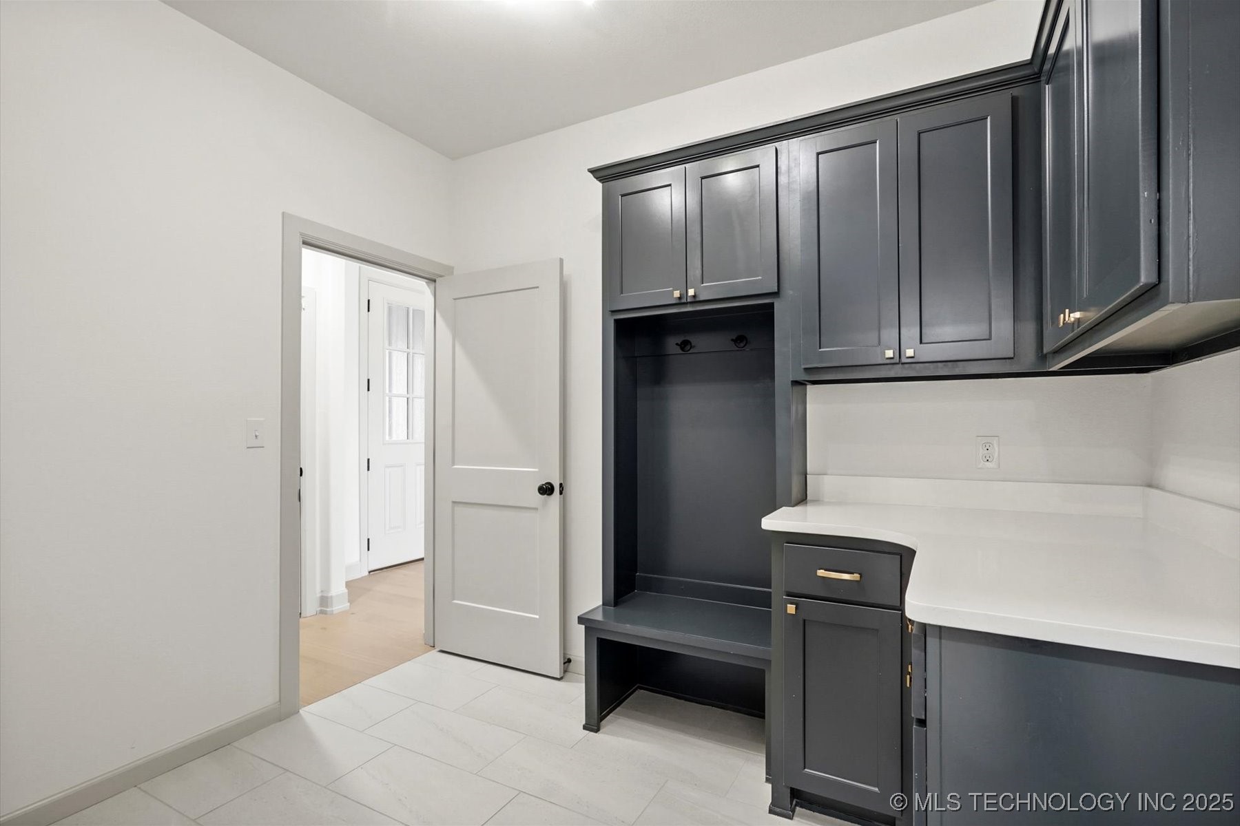 7109 E Queens Street Property Photo 25