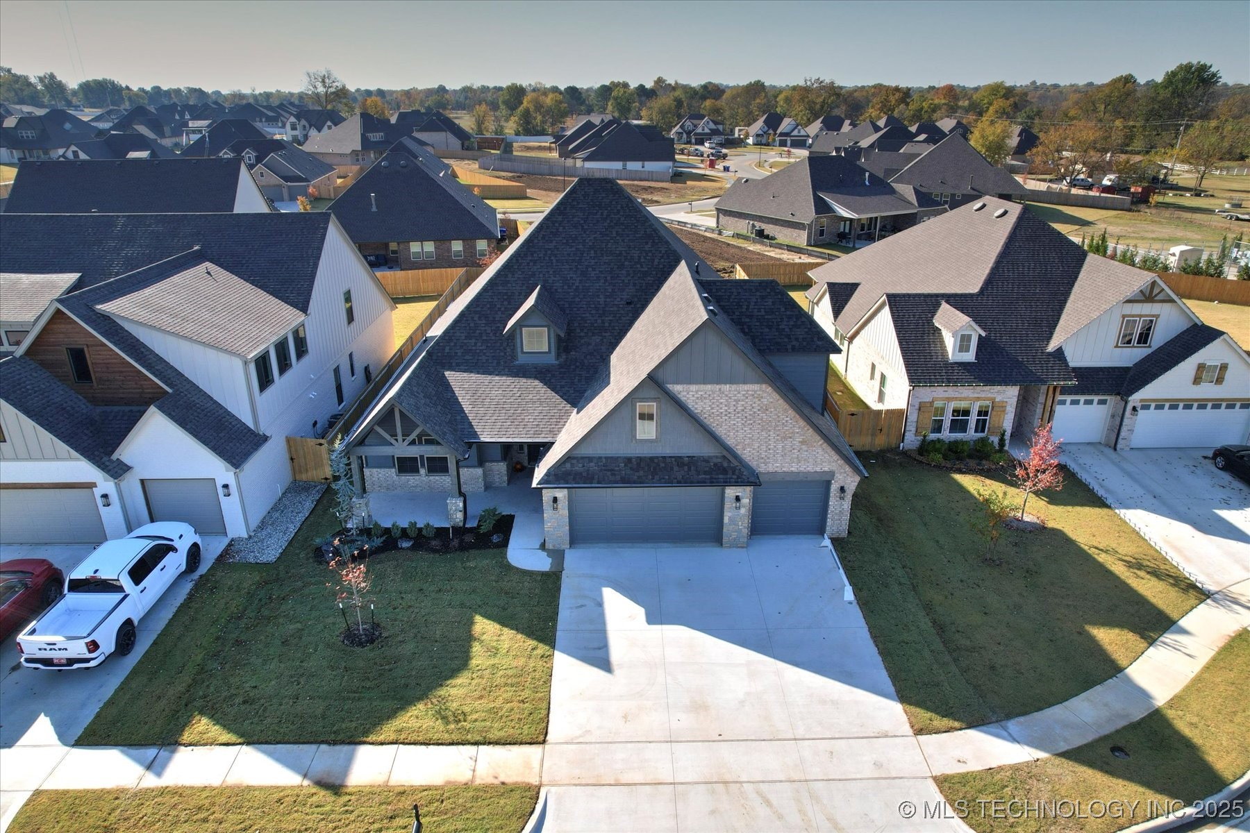 7109 E Queens Street Property Photo 43