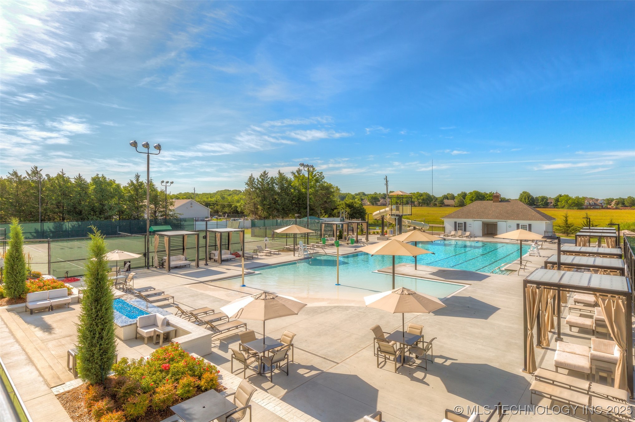 7109 E Queens Street Property Photo 49