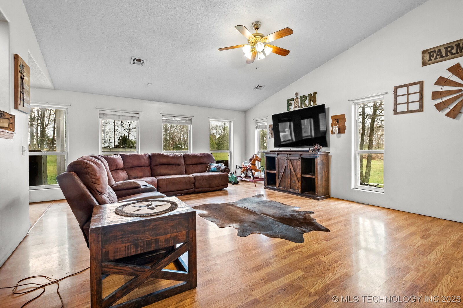 9336 S 412 Property Photo 9