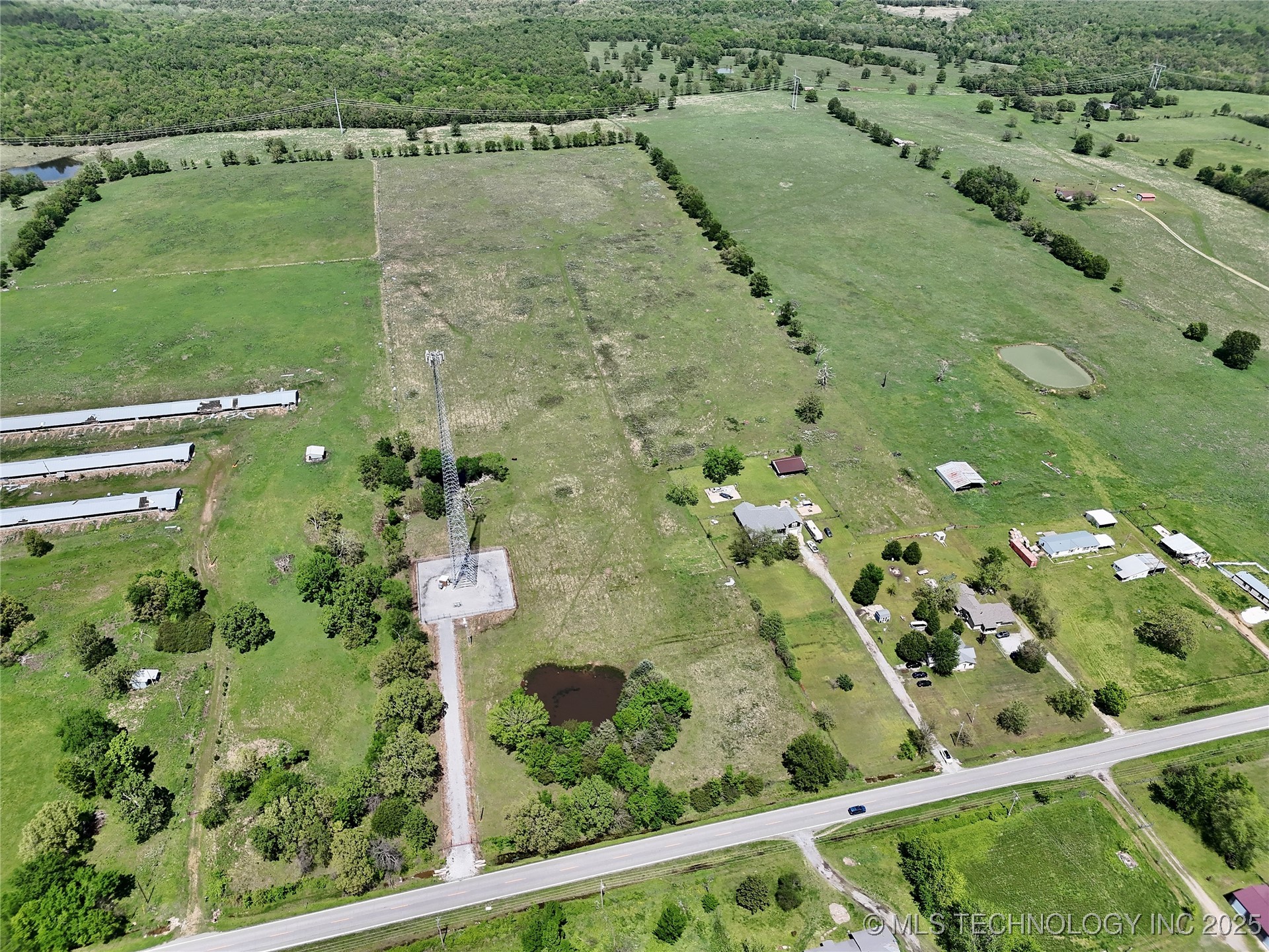 Hwy 412 Alt Property Photo 5