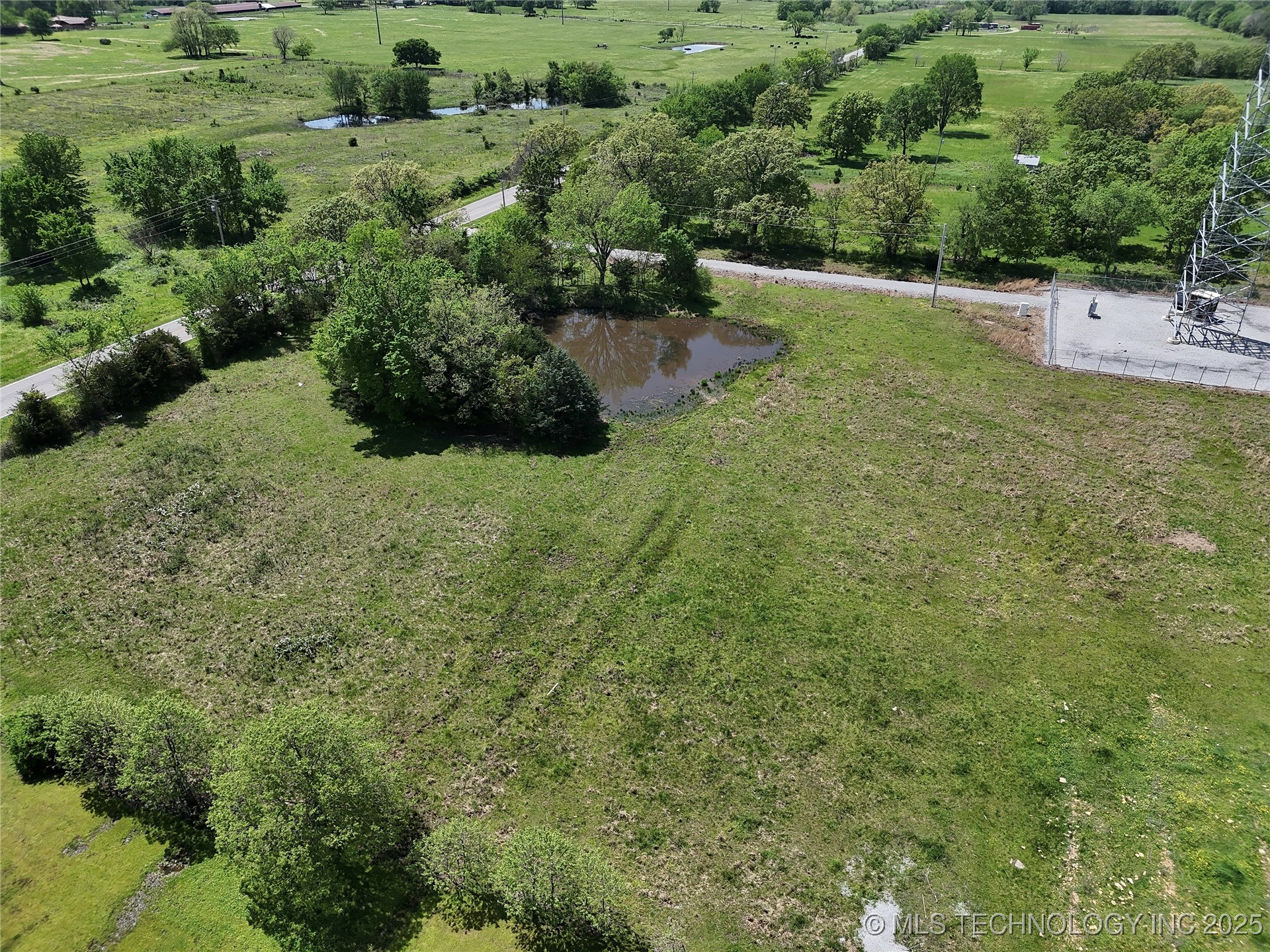 Hwy 412 Alt Property Photo 8