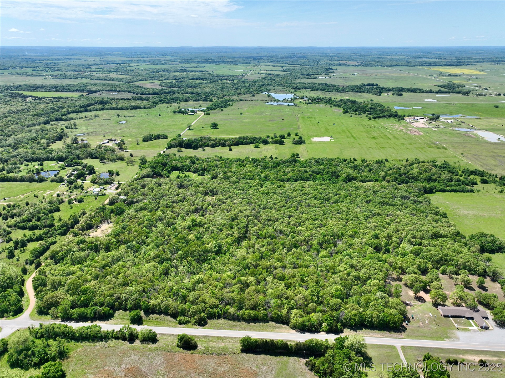 220 Wild Rose Road Property Photo 4