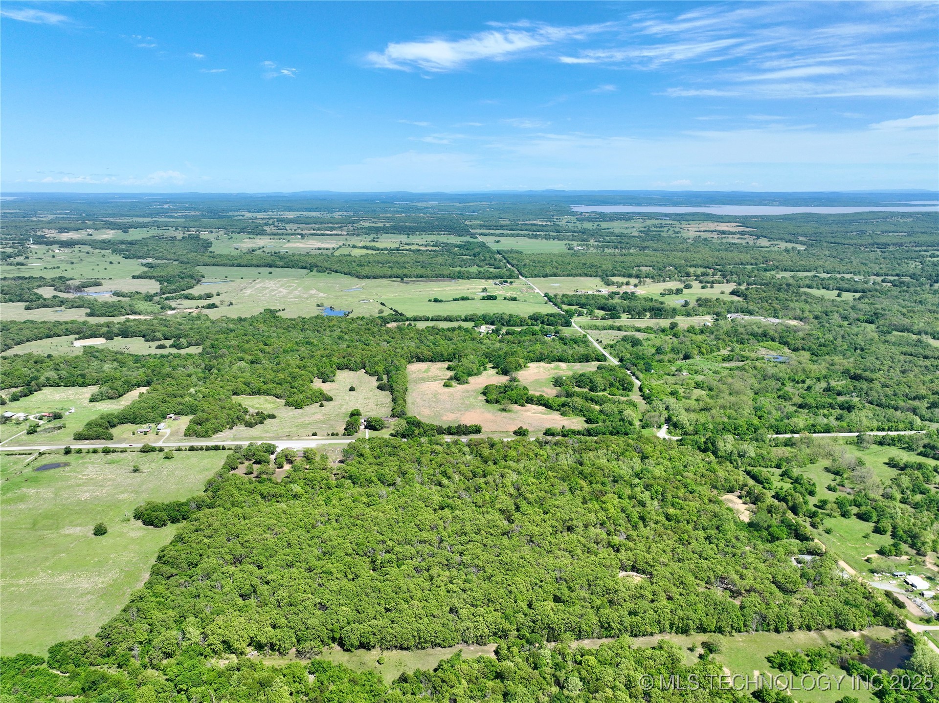 220 Wild Rose Road Property Photo 5