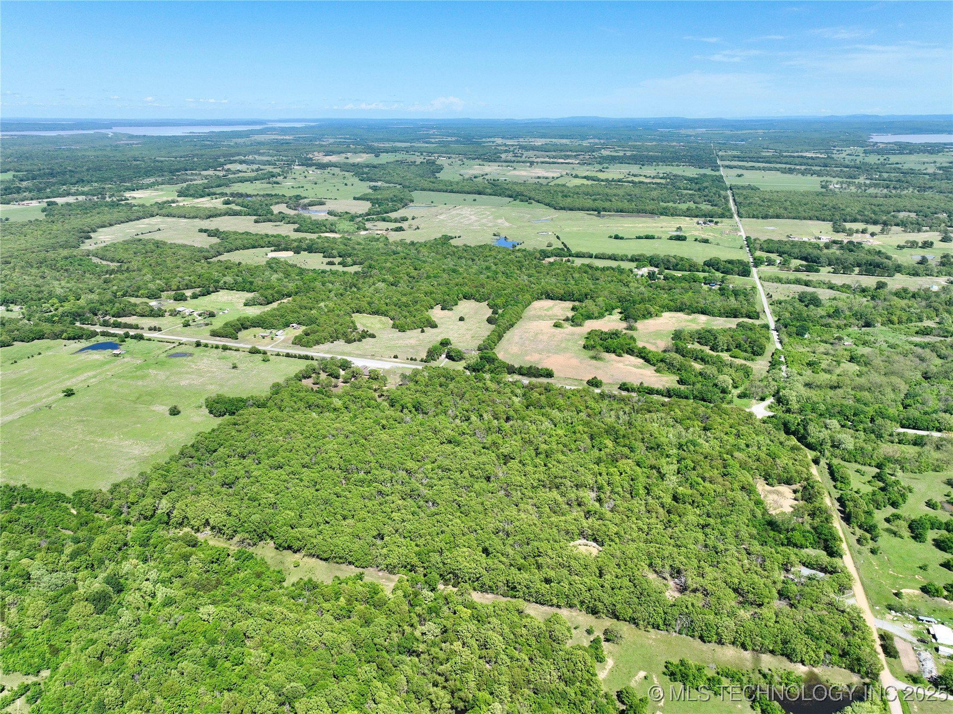 220 Wild Rose Road Property Photo 8