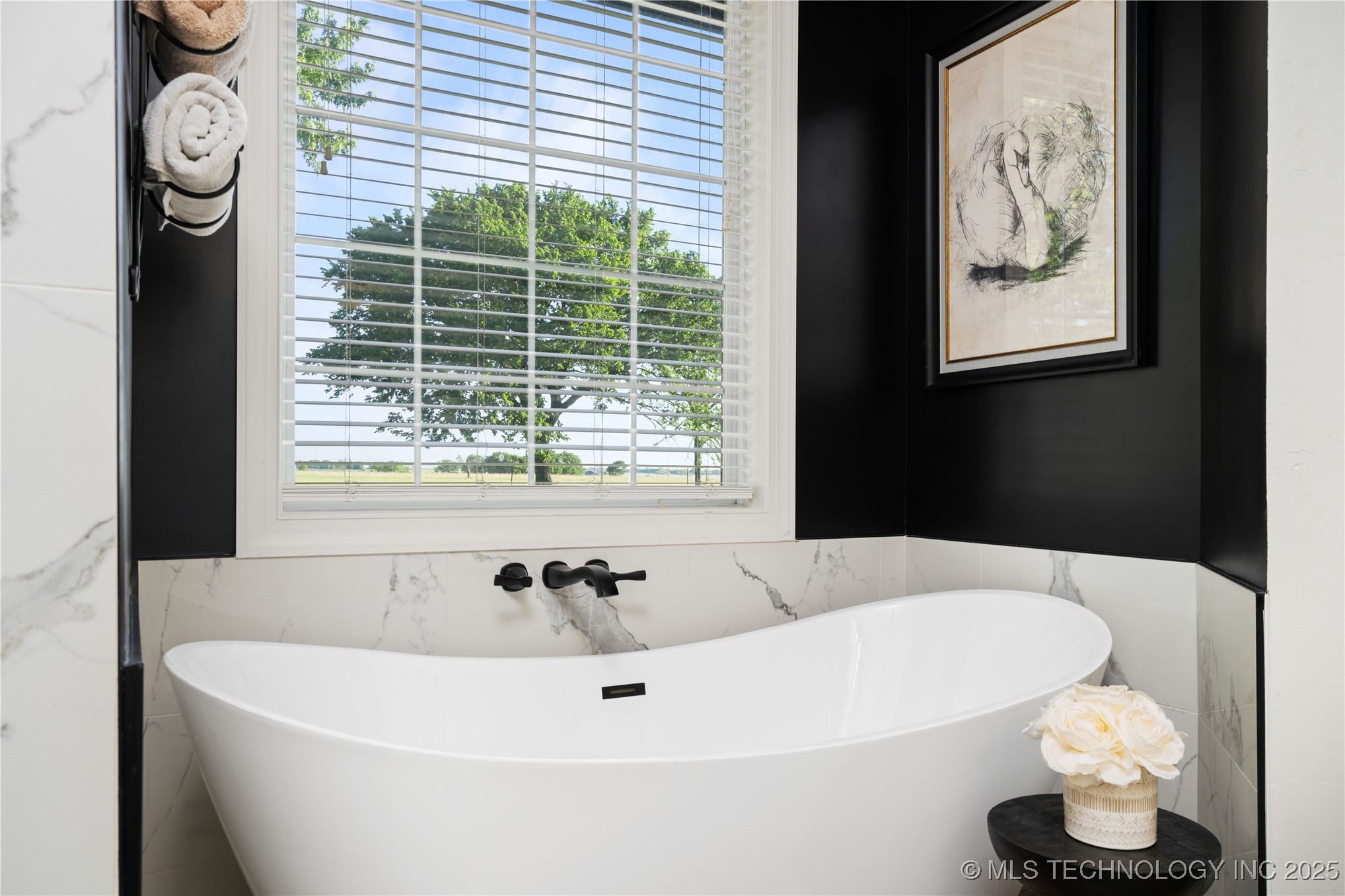 12785 N 280 Road Property Photo 24