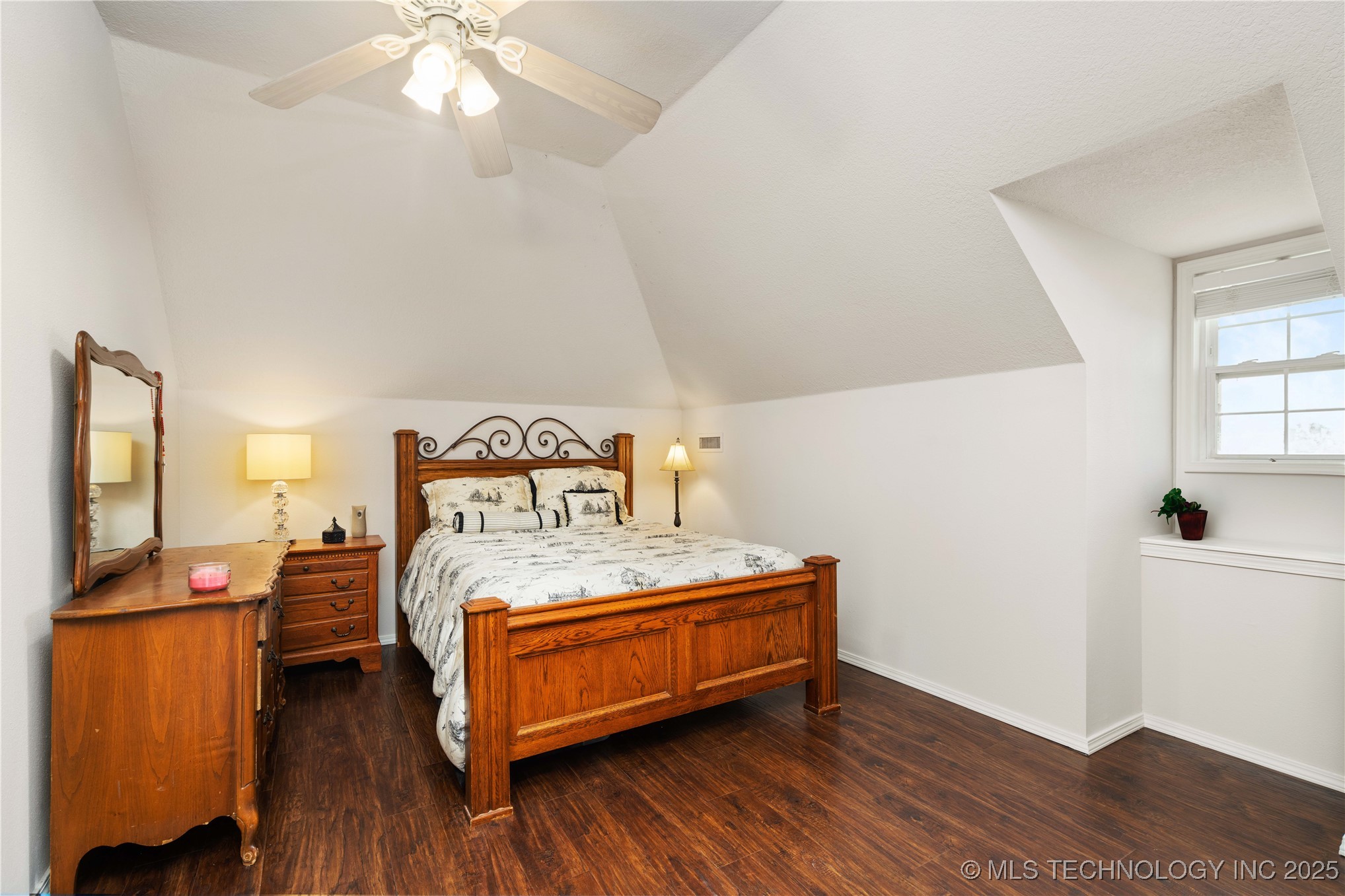 12785 N 280 Road Property Photo 42