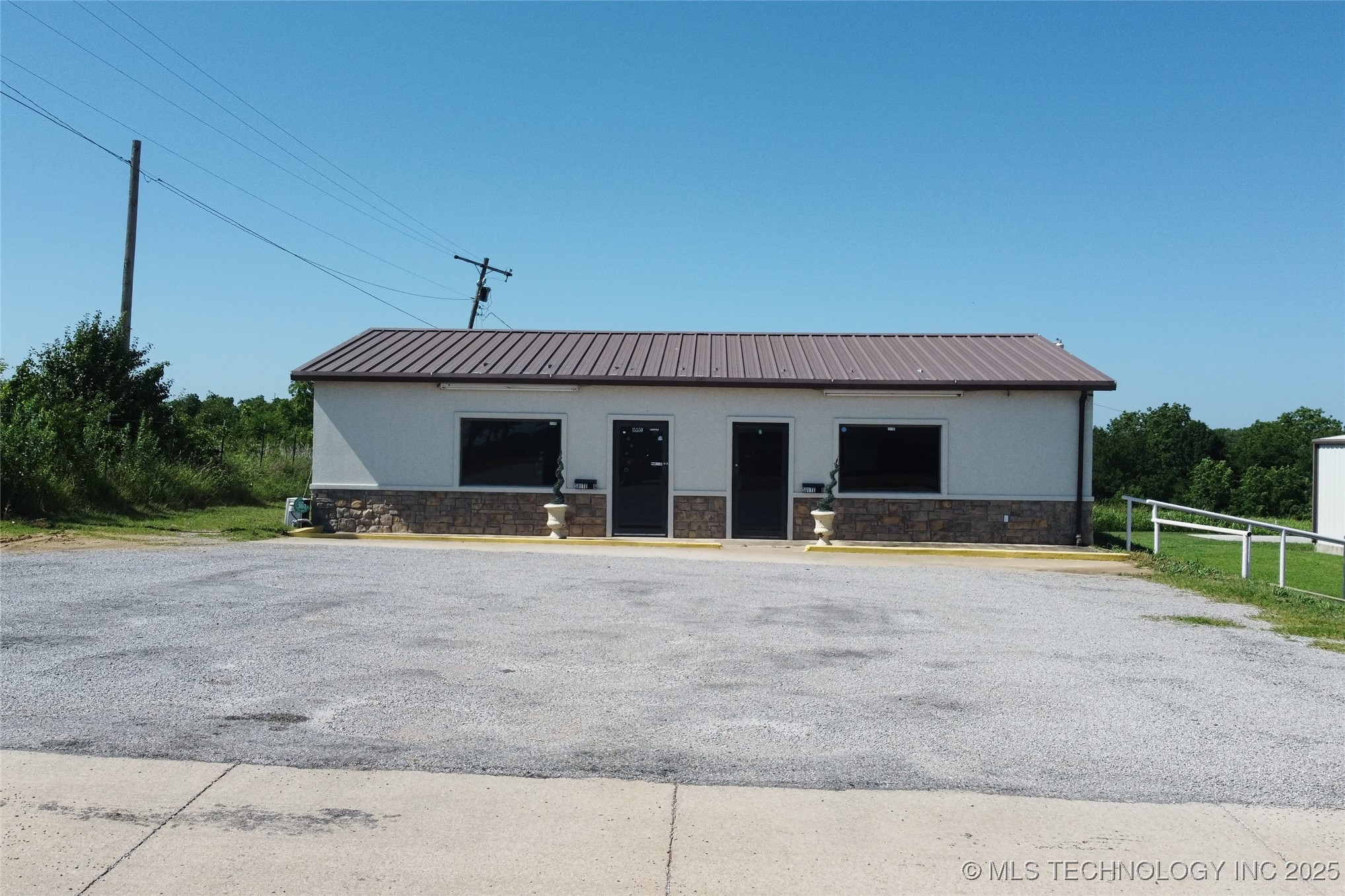 15550 Hwy 70 Property Photo 1